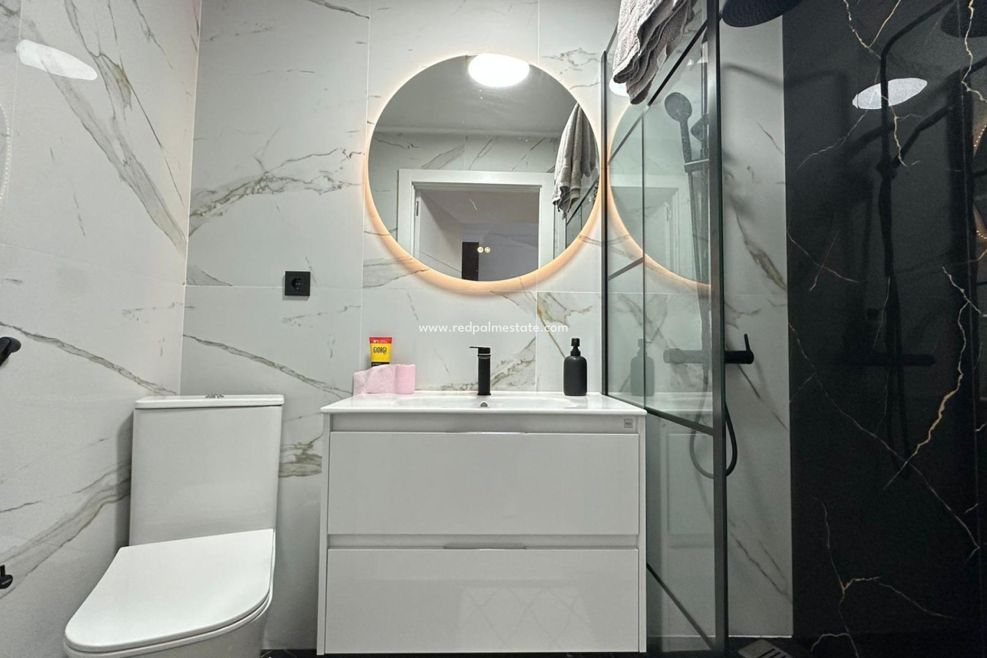 Revente - Appartement -
Torrevieja