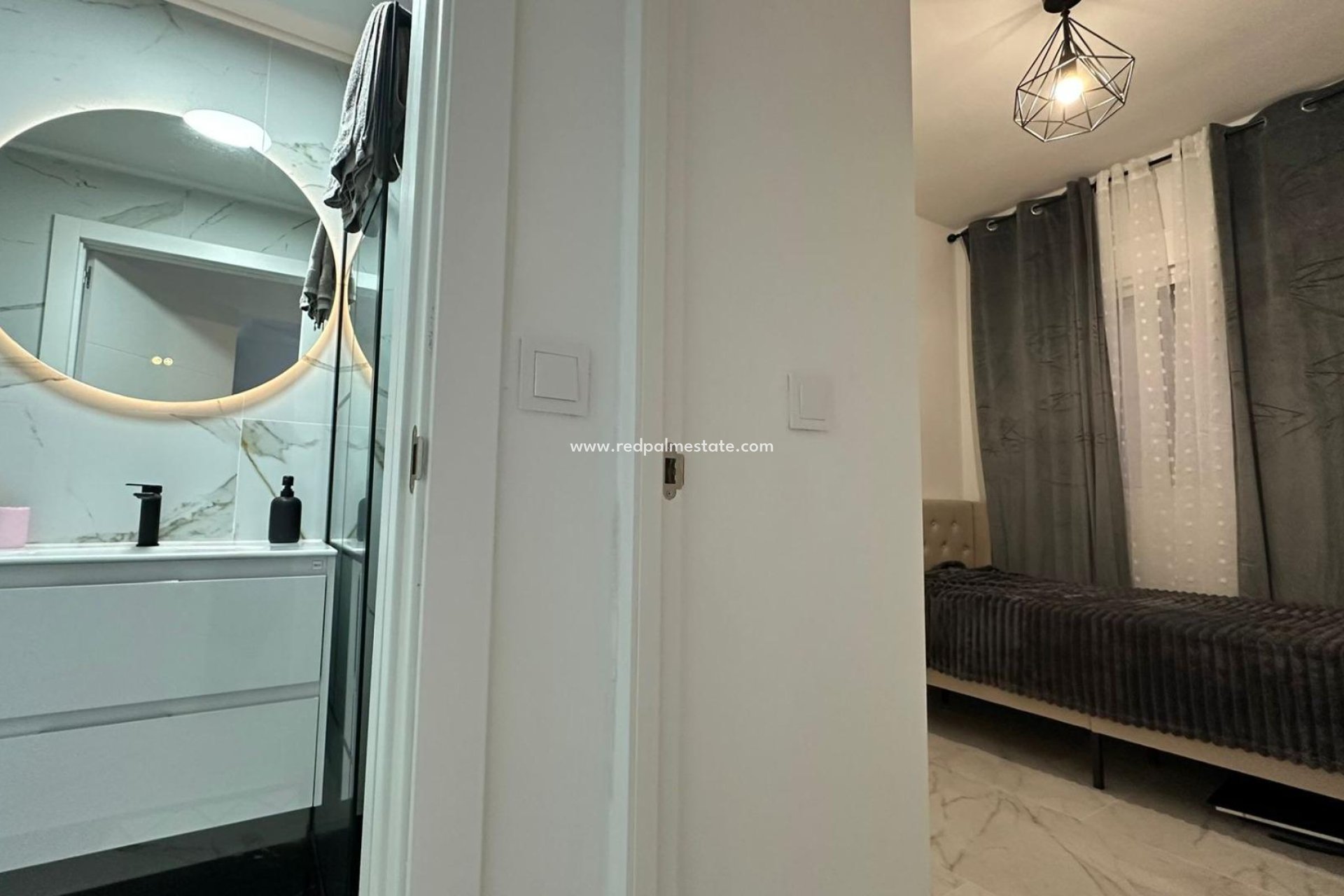Revente - Appartement -
Torrevieja