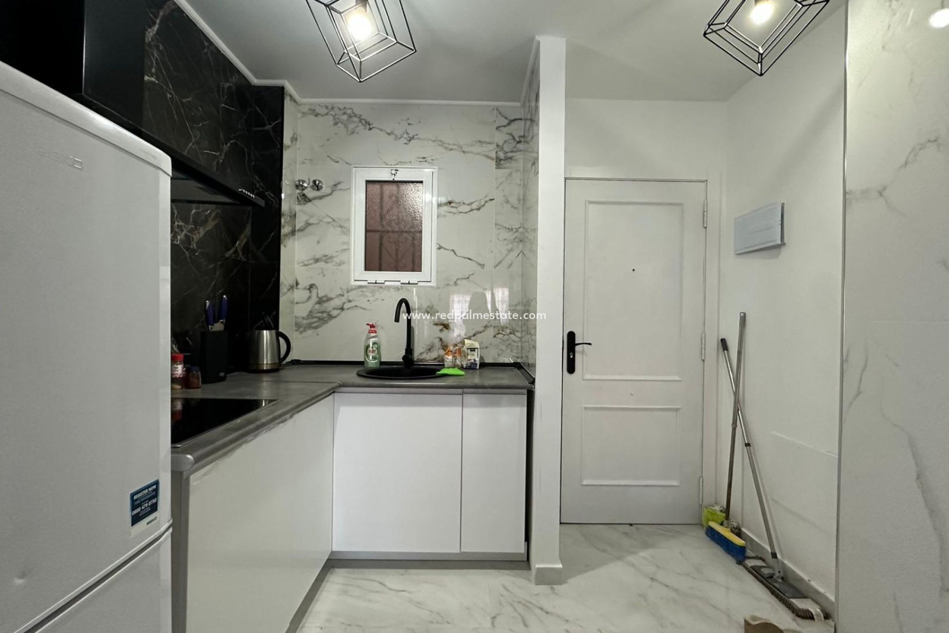 Revente - Appartement -
Torrevieja