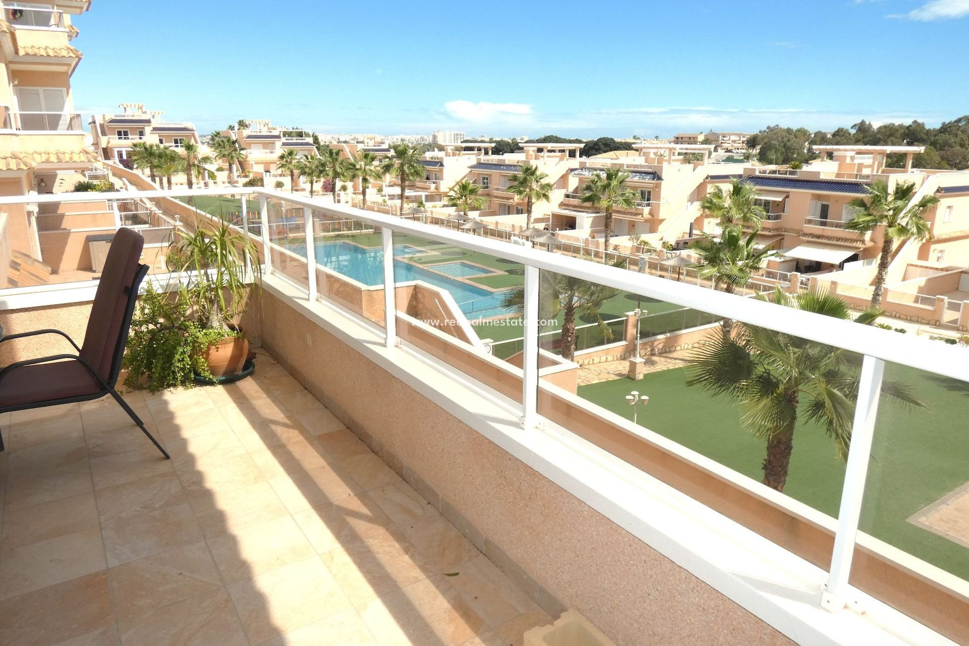 Revente - Appartement -
Torrevieja