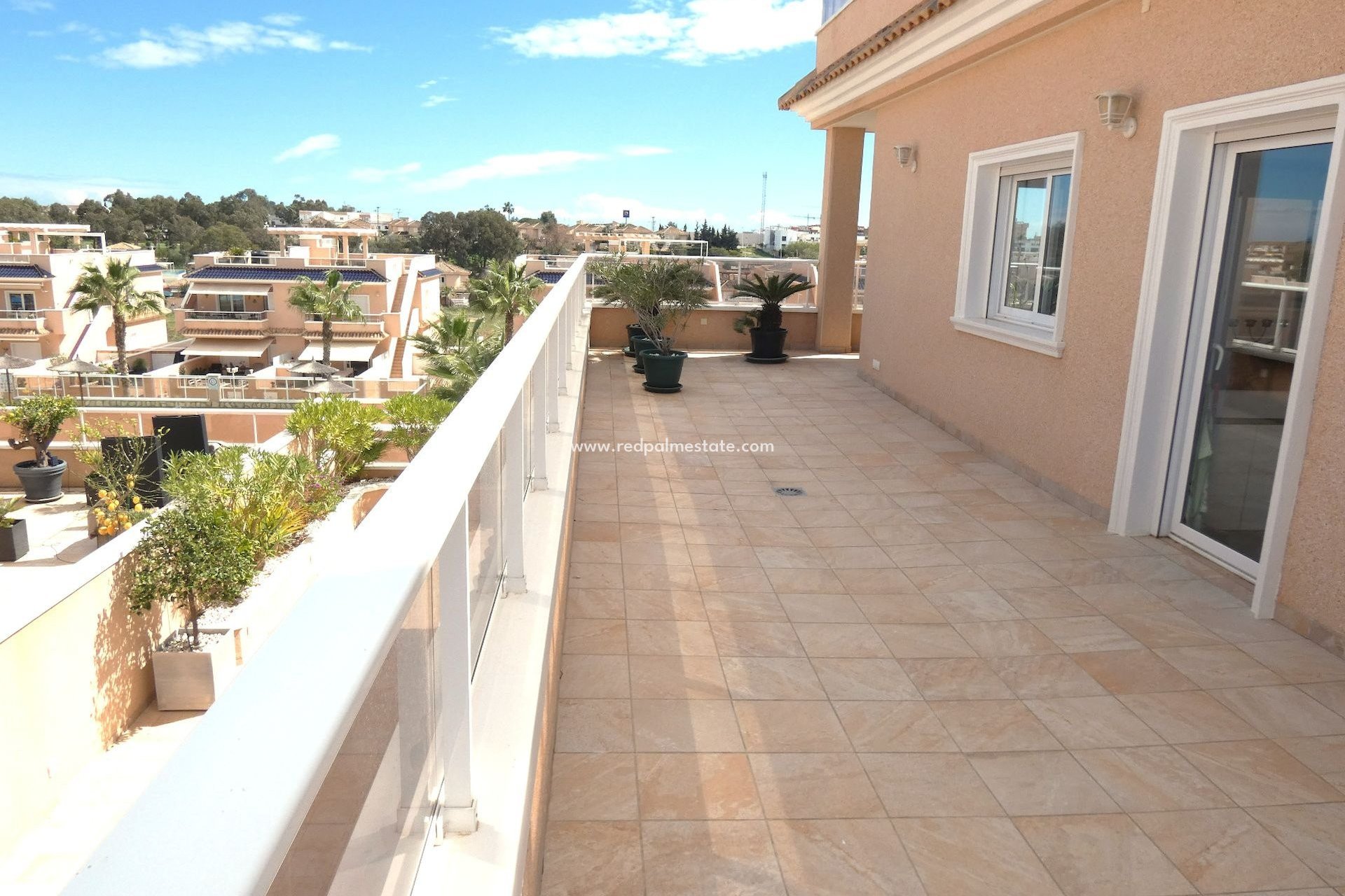 Revente - Appartement -
Torrevieja