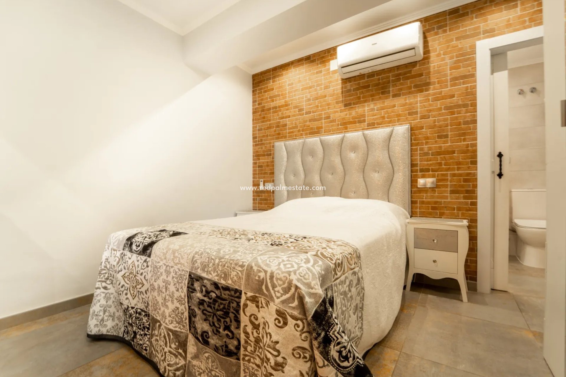 Revente - Appartement -
Torrevieja