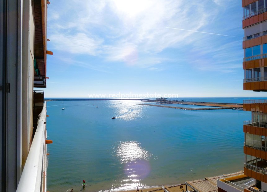 Revente - Appartement -
Torrevieja