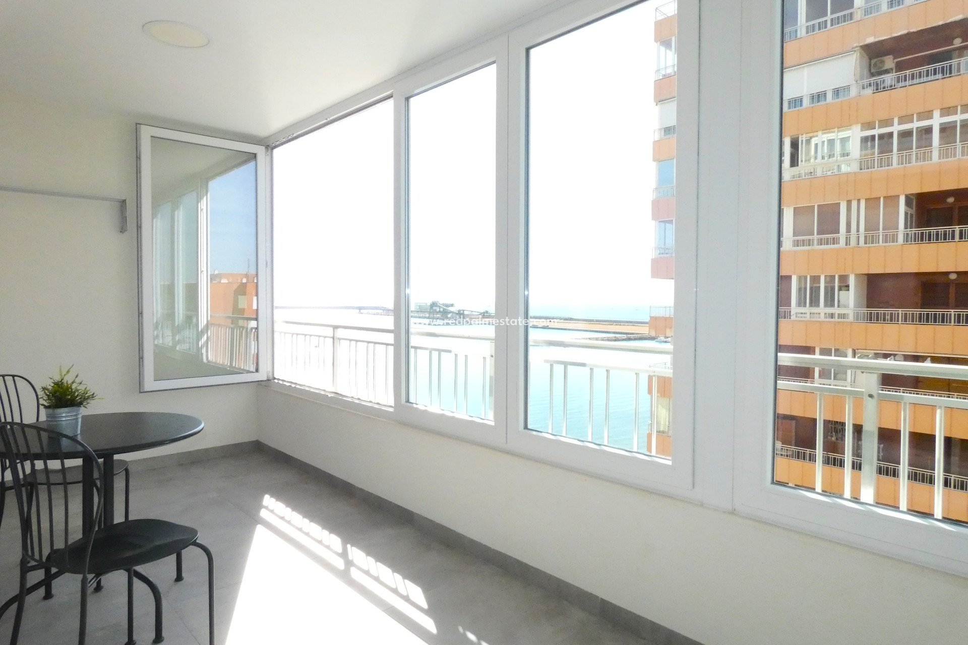 Revente - Appartement -
Torrevieja