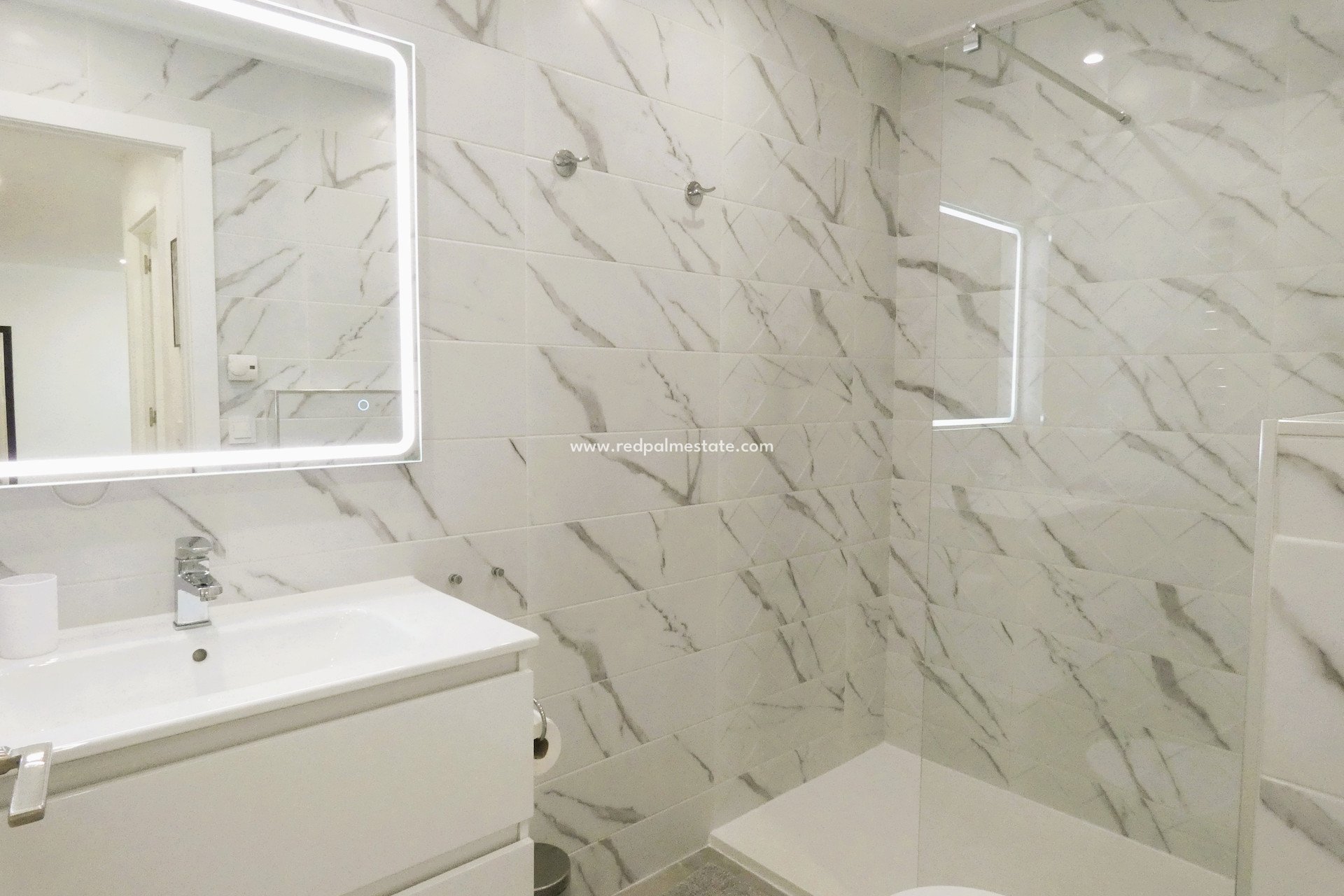 Revente - Appartement -
Torrevieja