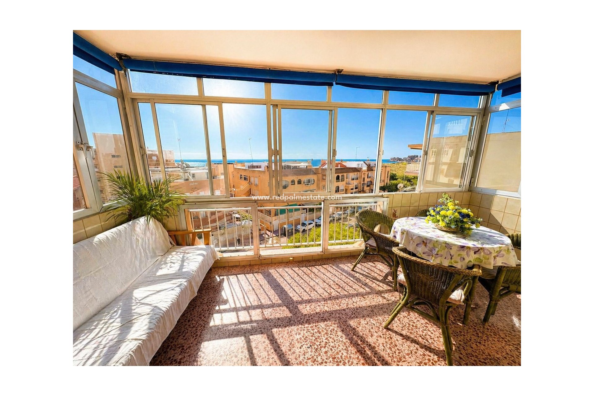 Revente - Appartement -
Torrevieja