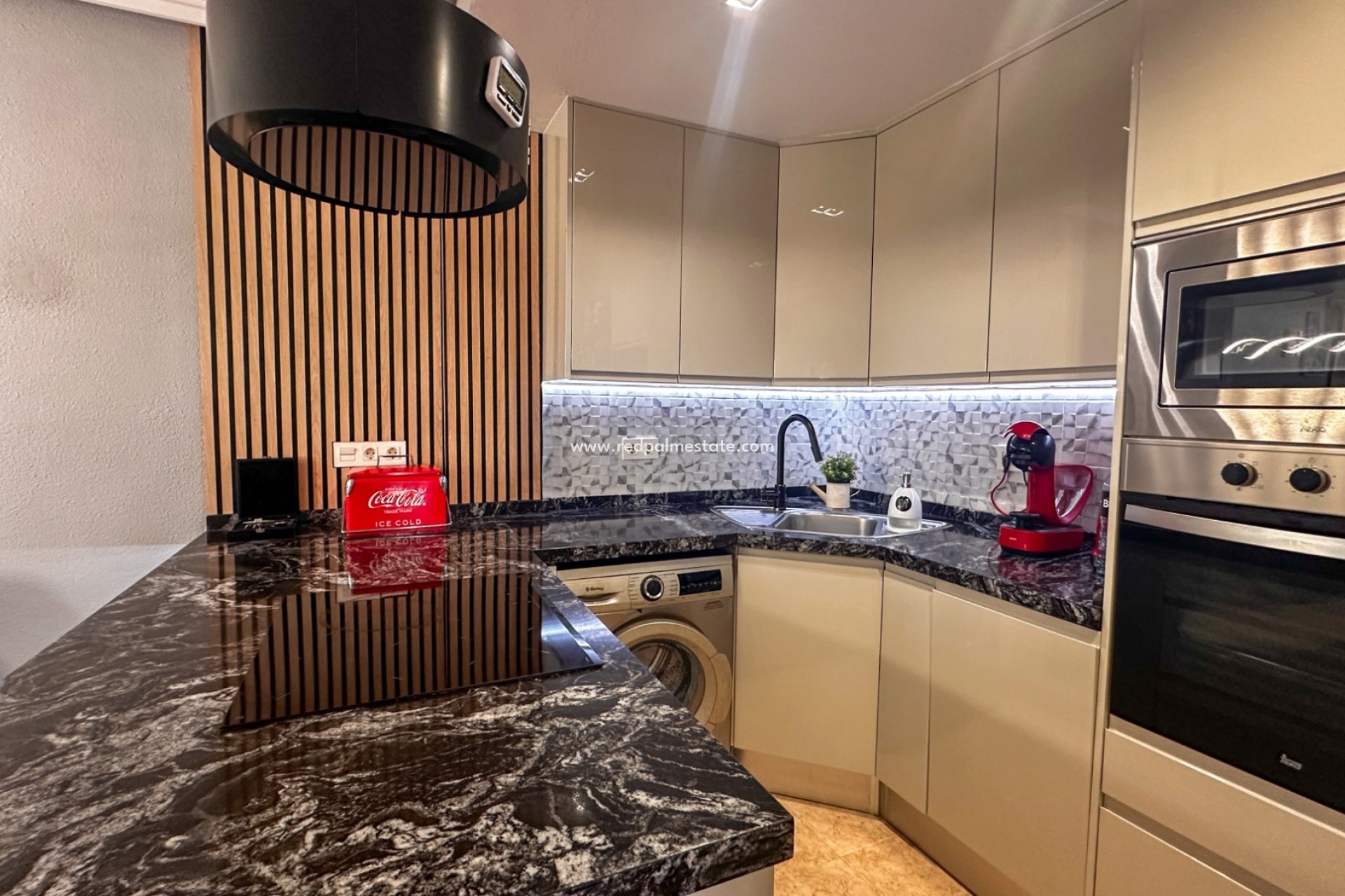 Revente - Appartement -
Torrevieja