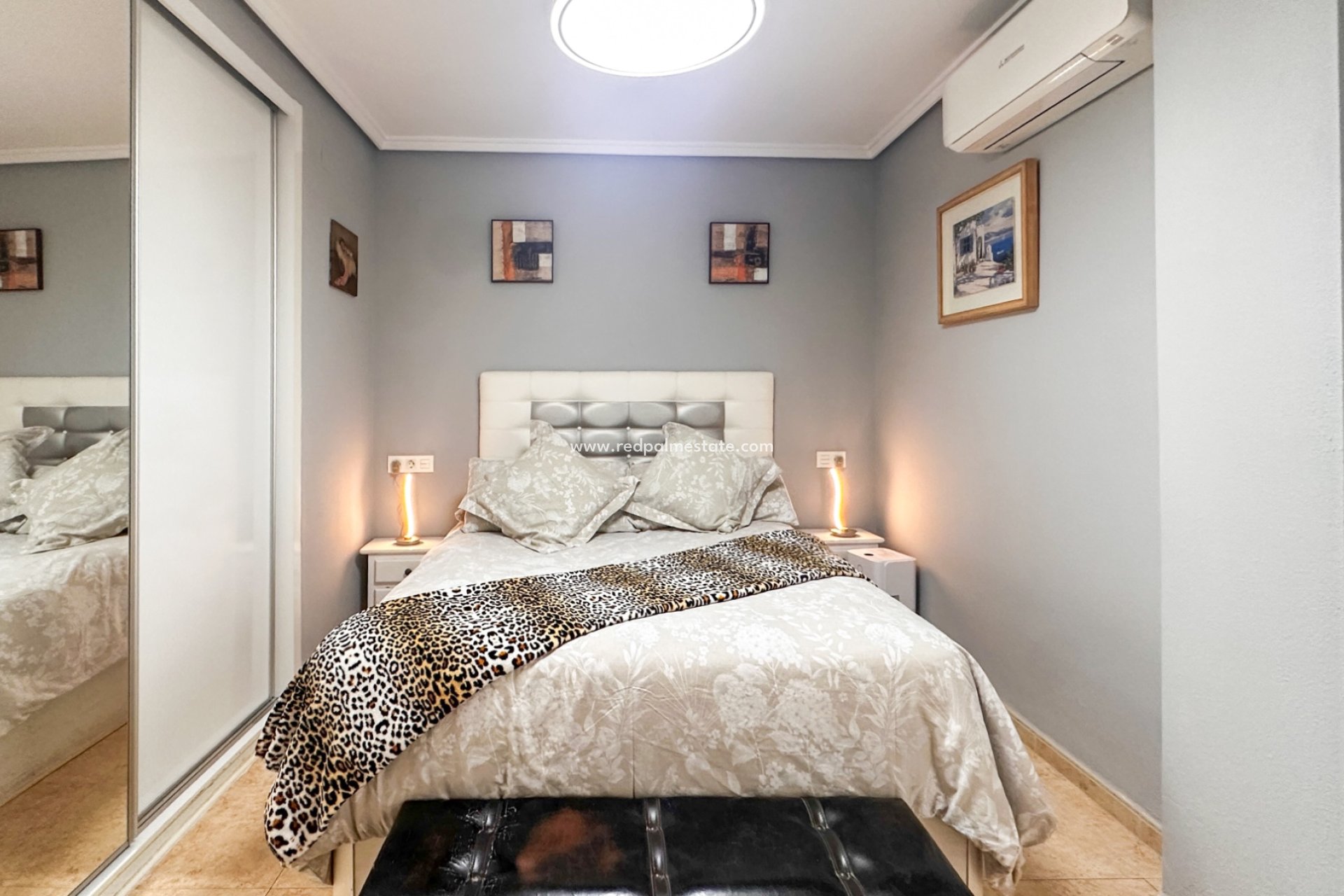 Revente - Appartement -
Torrevieja