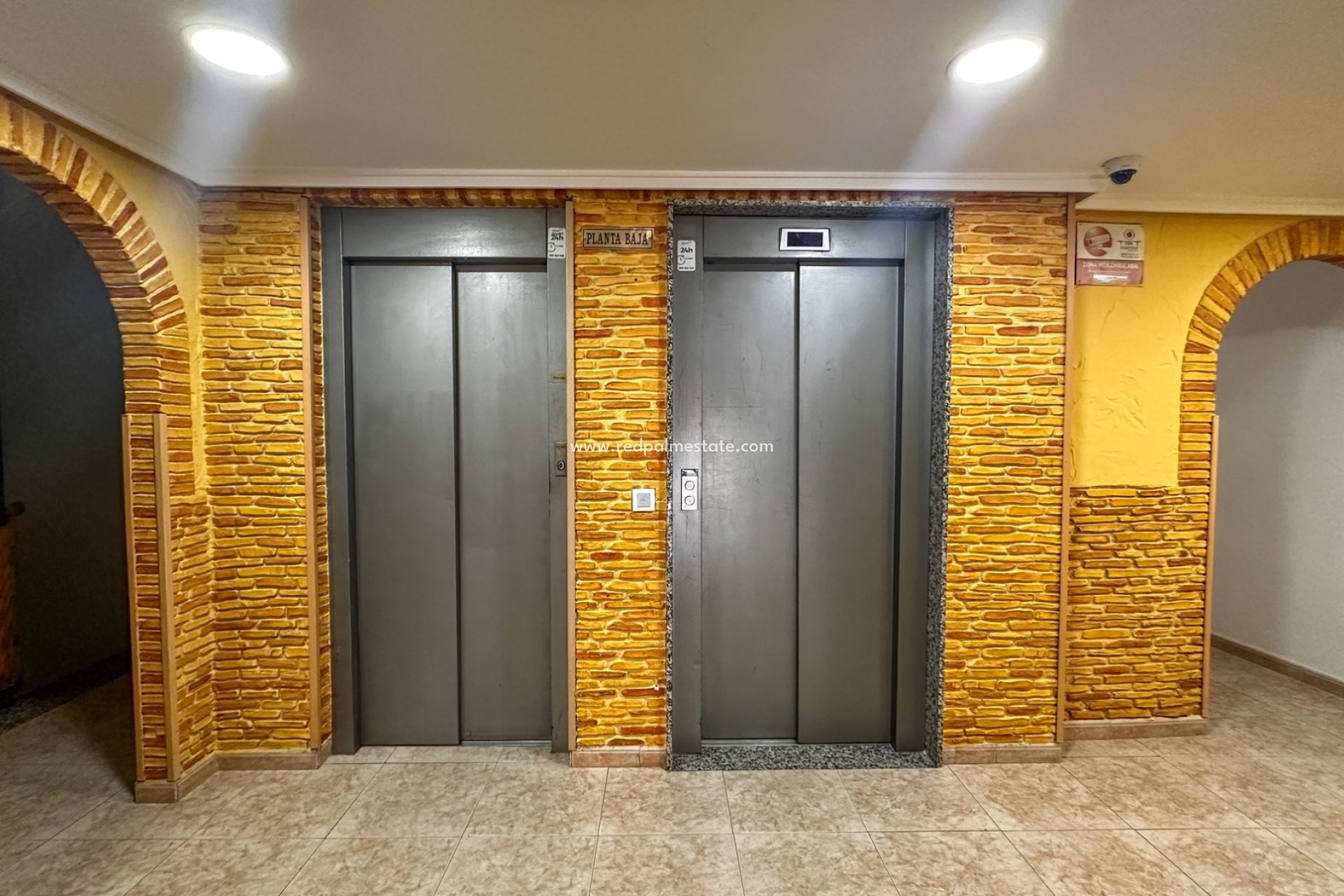 Revente - Appartement -
Torrevieja