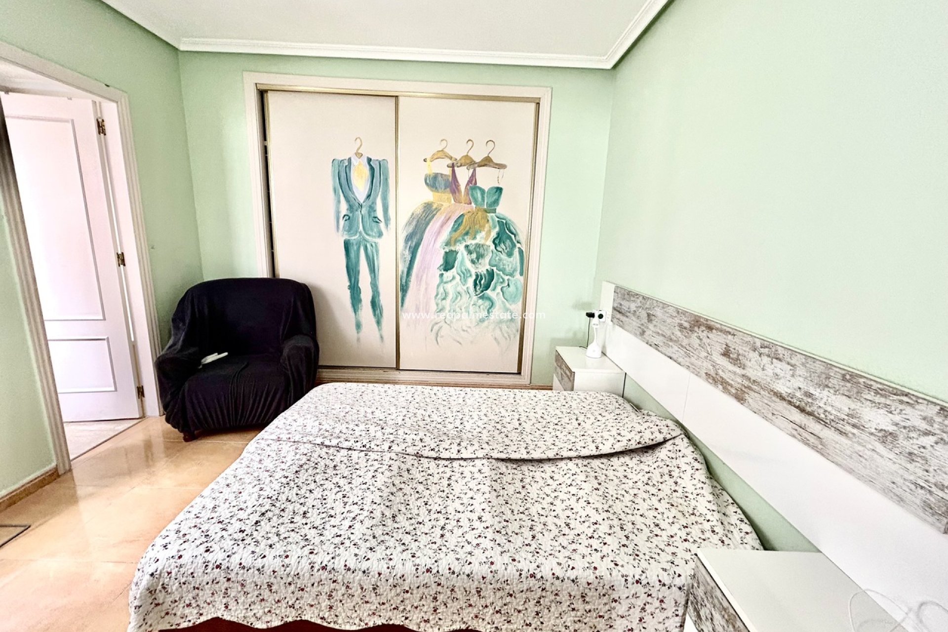 Revente - Appartement -
Torrevieja