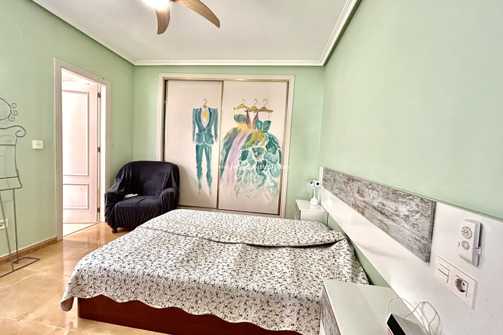 Revente - Appartement -
Torrevieja