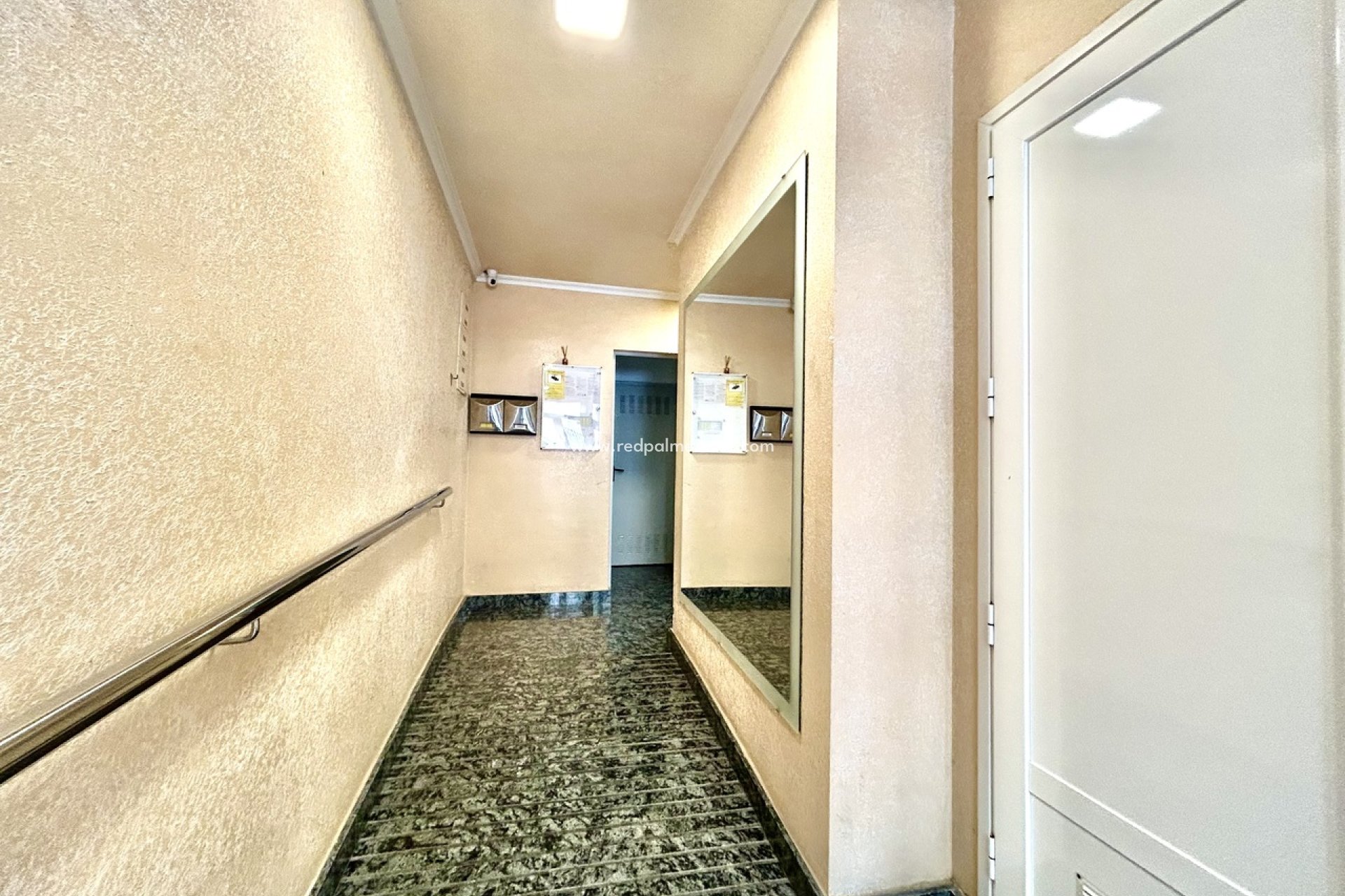Revente - Appartement -
Torrevieja