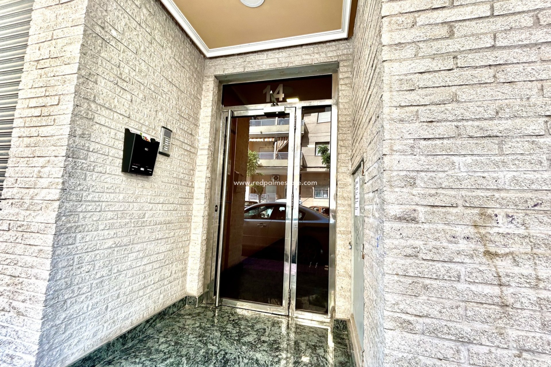 Revente - Appartement -
Torrevieja