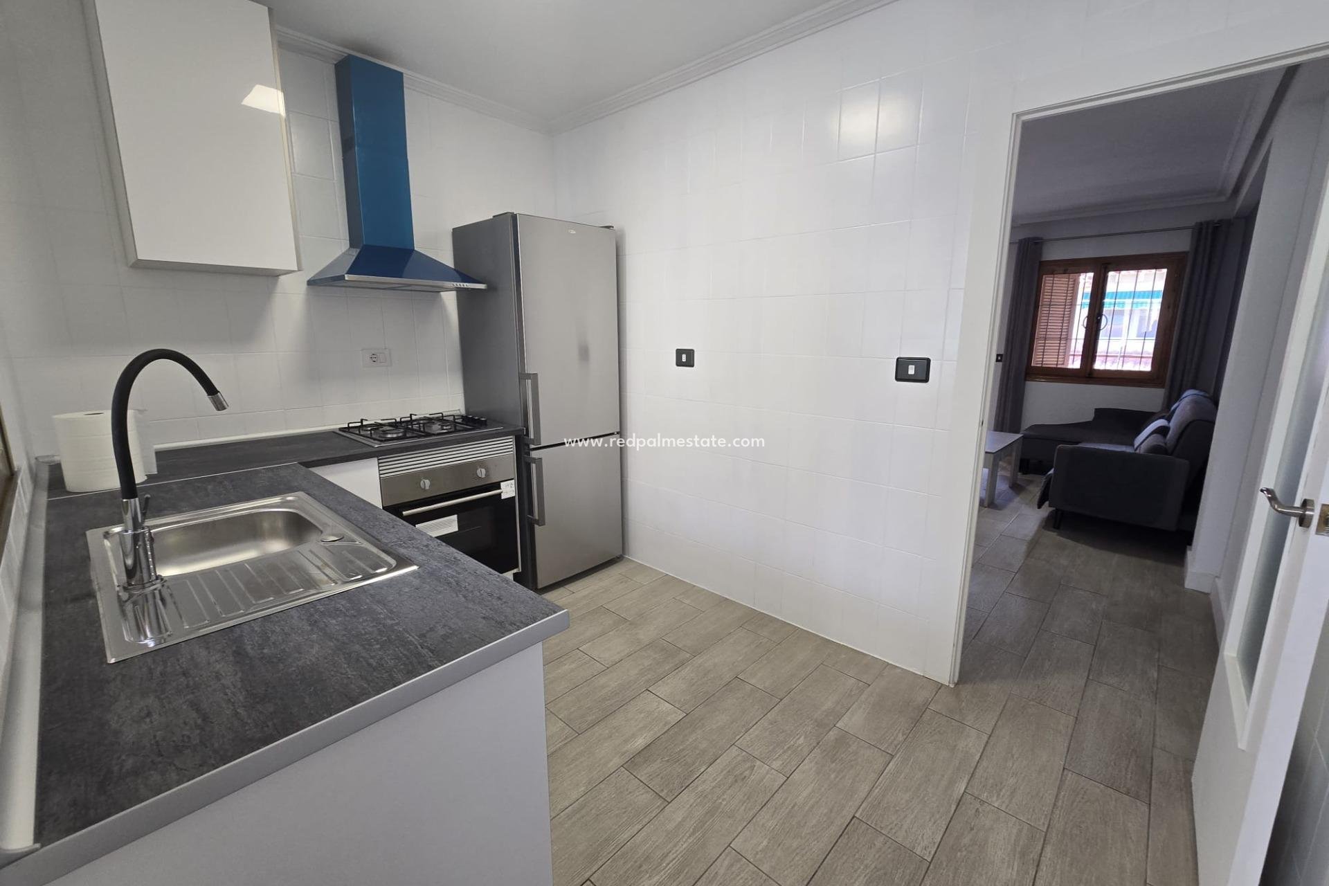 Revente - Appartement -
Torrevieja