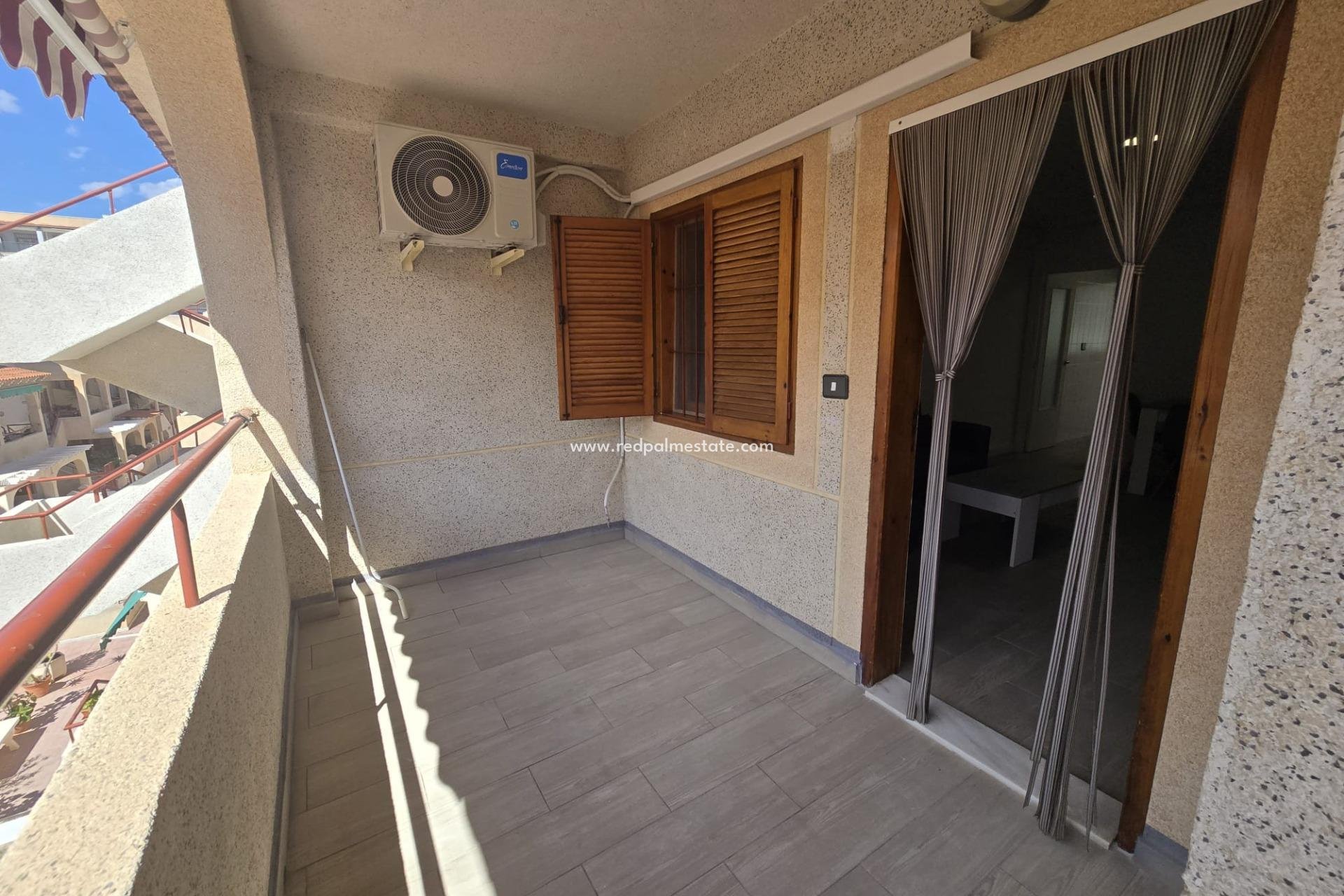Revente - Appartement -
Torrevieja