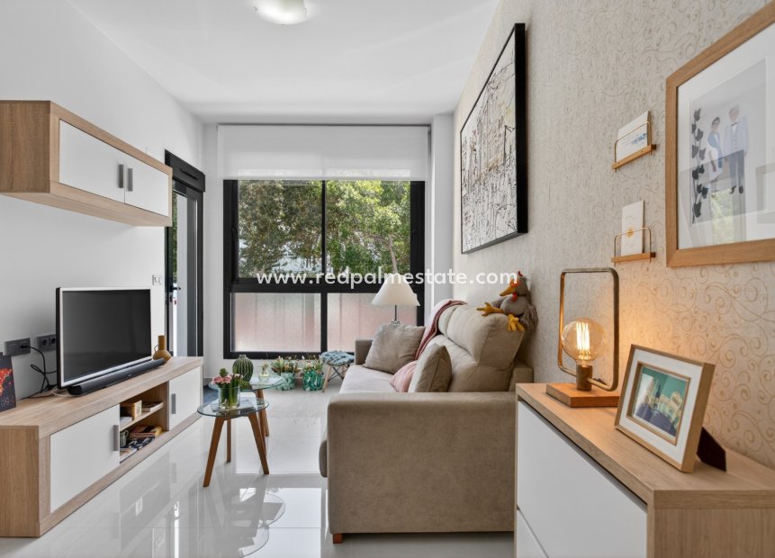 Revente - Appartement -
Torrevieja