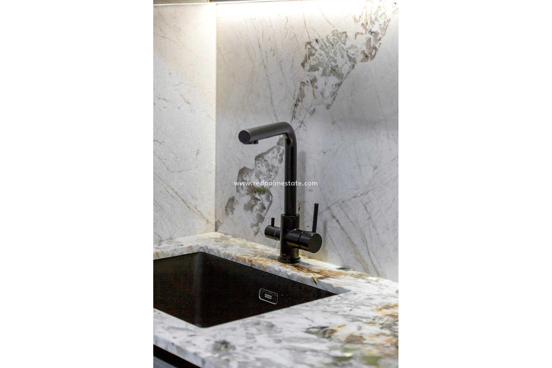 Revente - Appartements -
Alicante - Pau 5