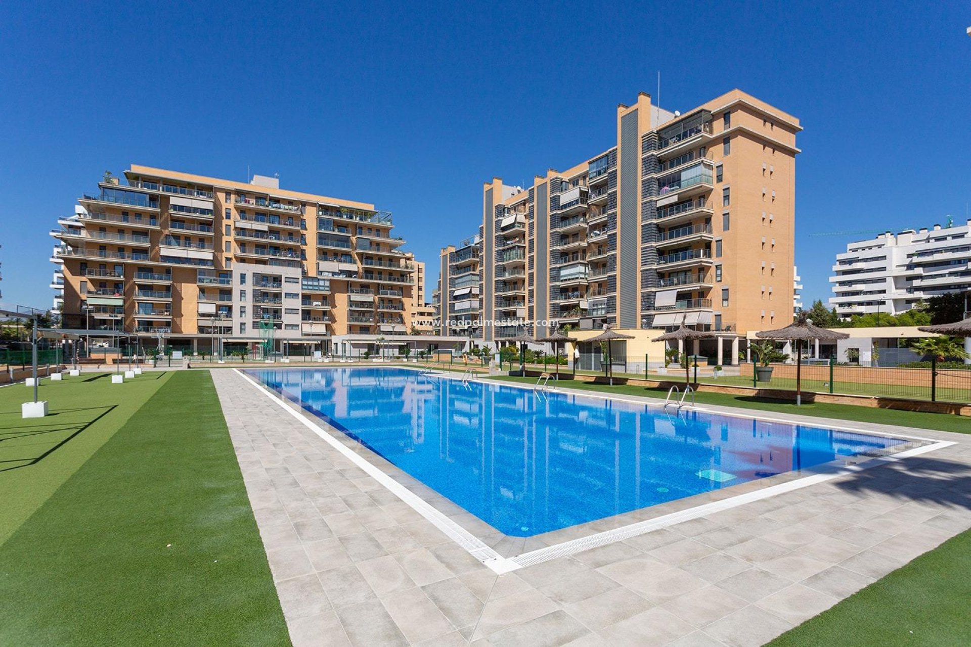 Revente - Appartements -
Alicante - Pau 5