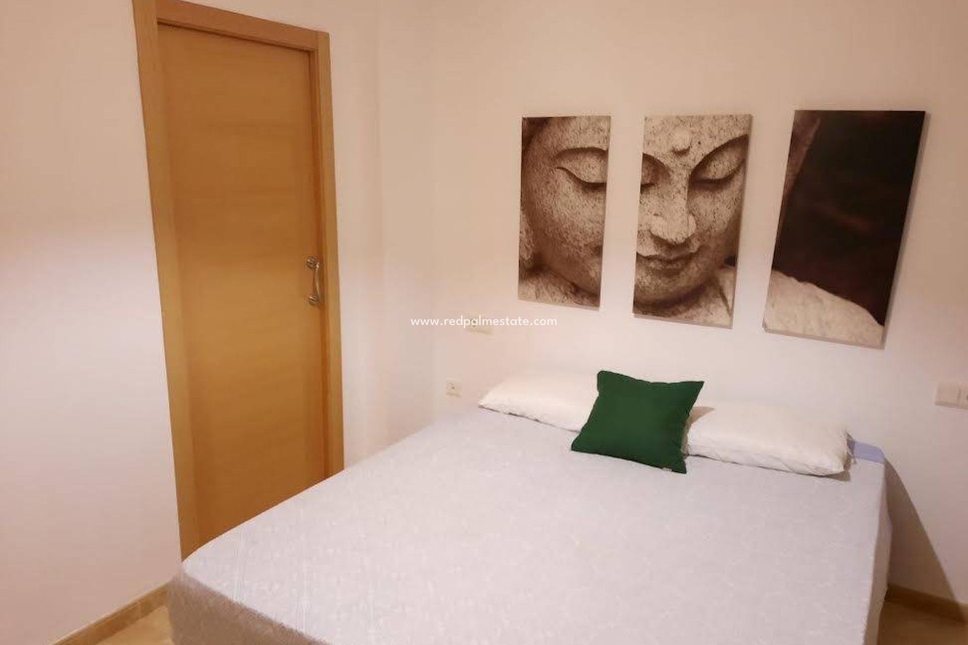 Revente - Appartements -
Almoradí - Colegio Canales Y Martinez