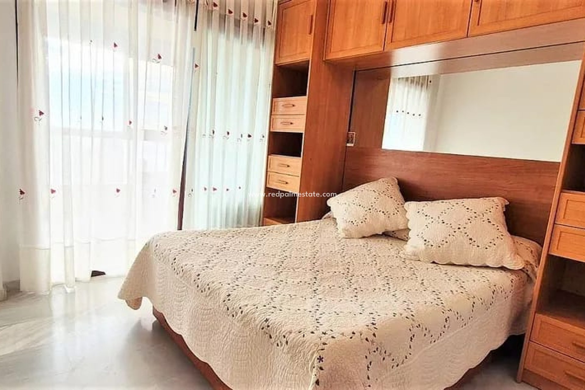 Revente - Appartements -
Benidorm