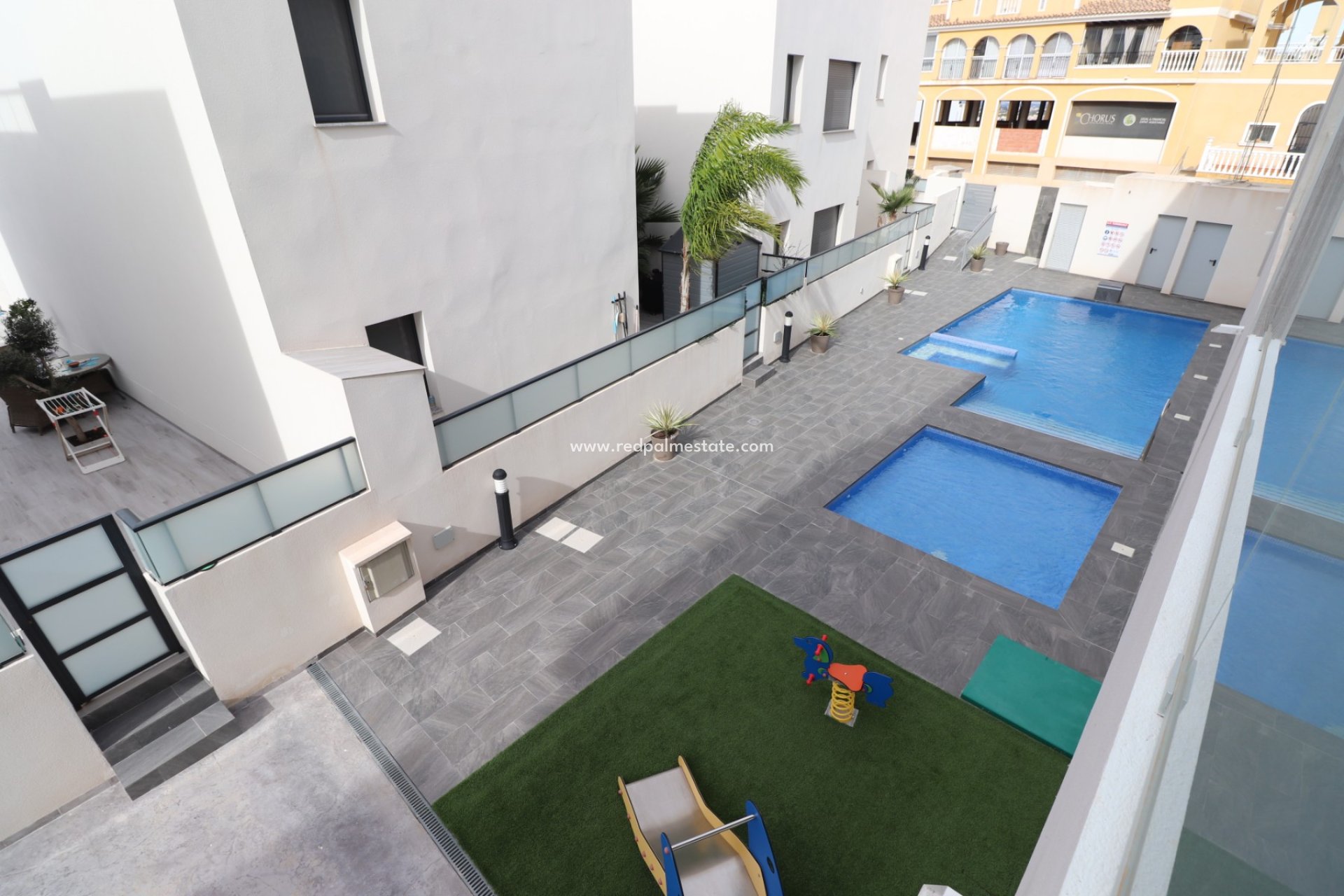 Revente - Appartements -
Benijofar