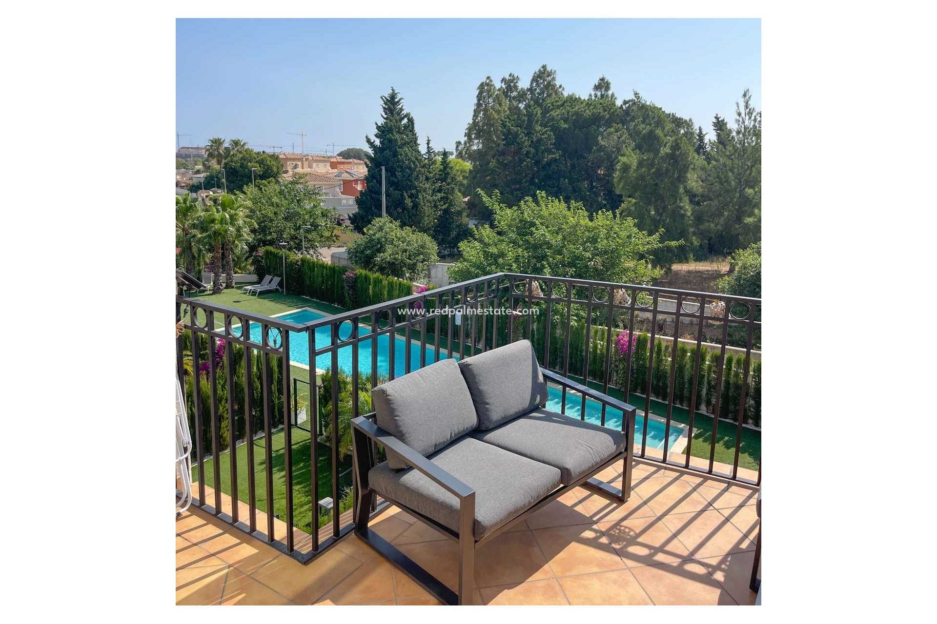 Revente - Appartements -
Denia