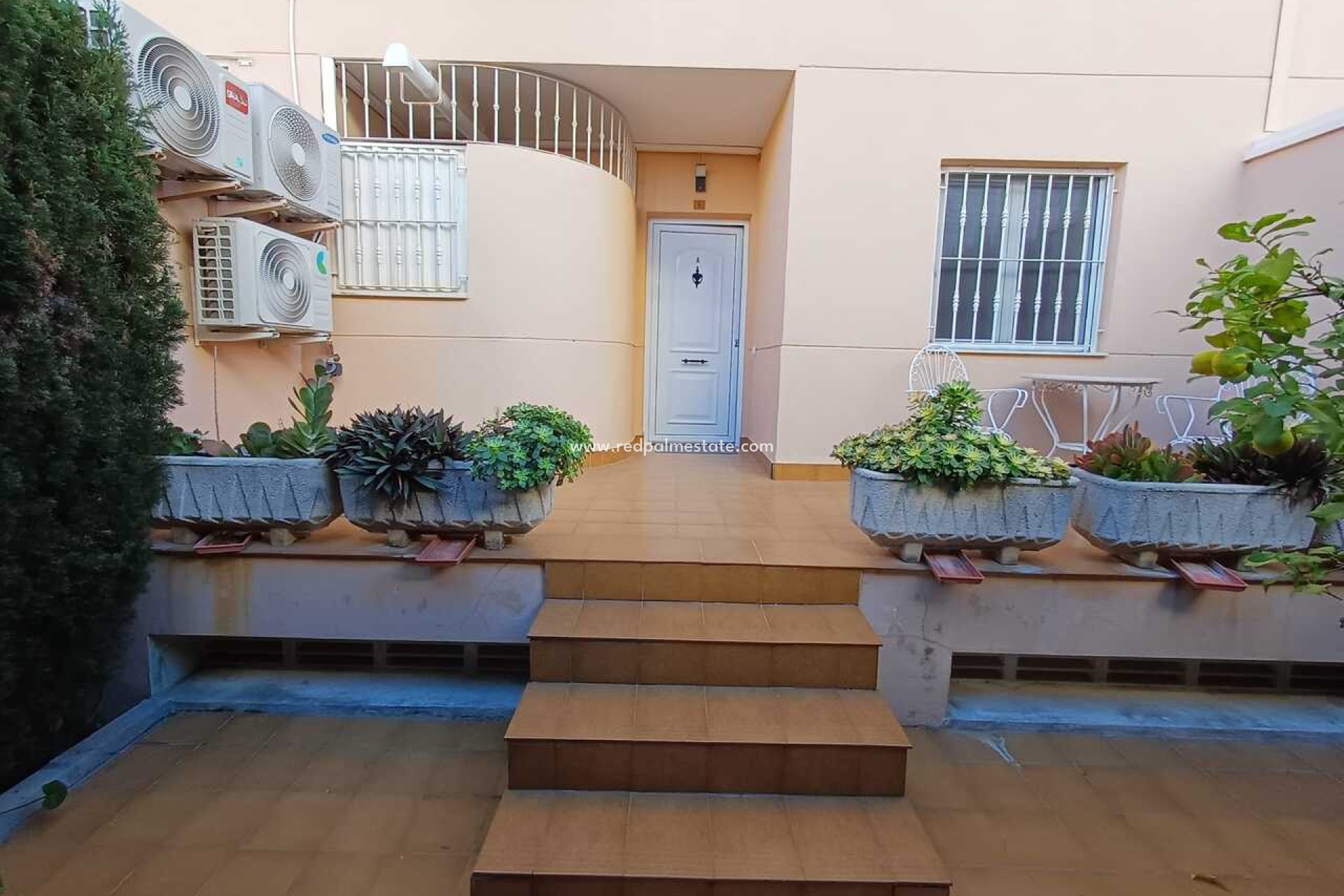 Revente - Appartements -
Denia