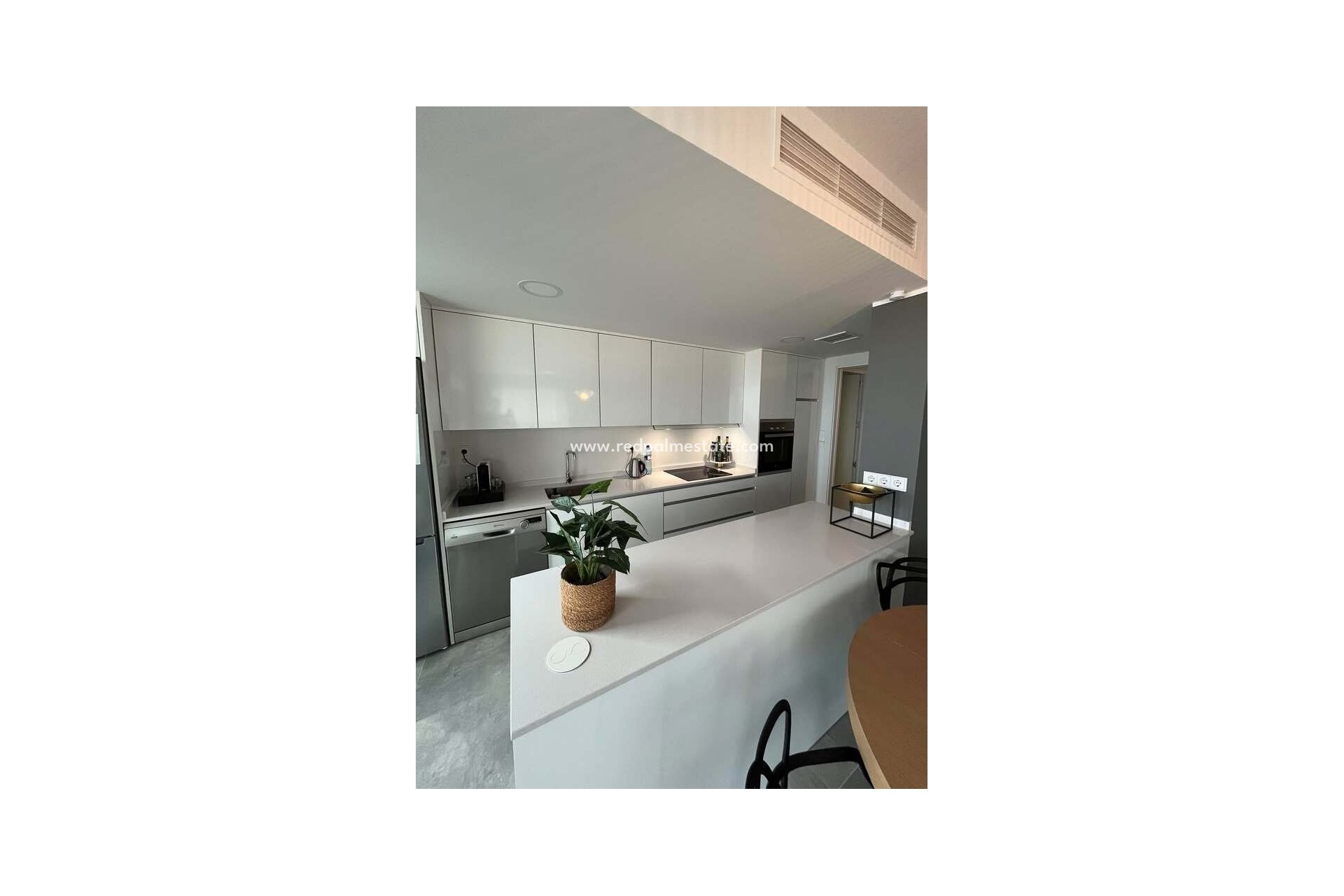 Revente - Appartements -
Finestrat