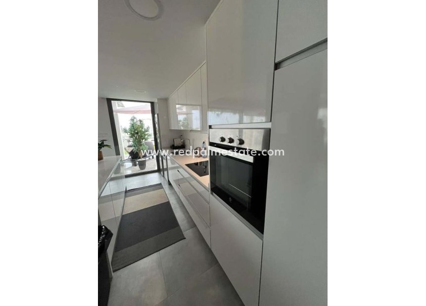 Revente - Appartements -
Finestrat