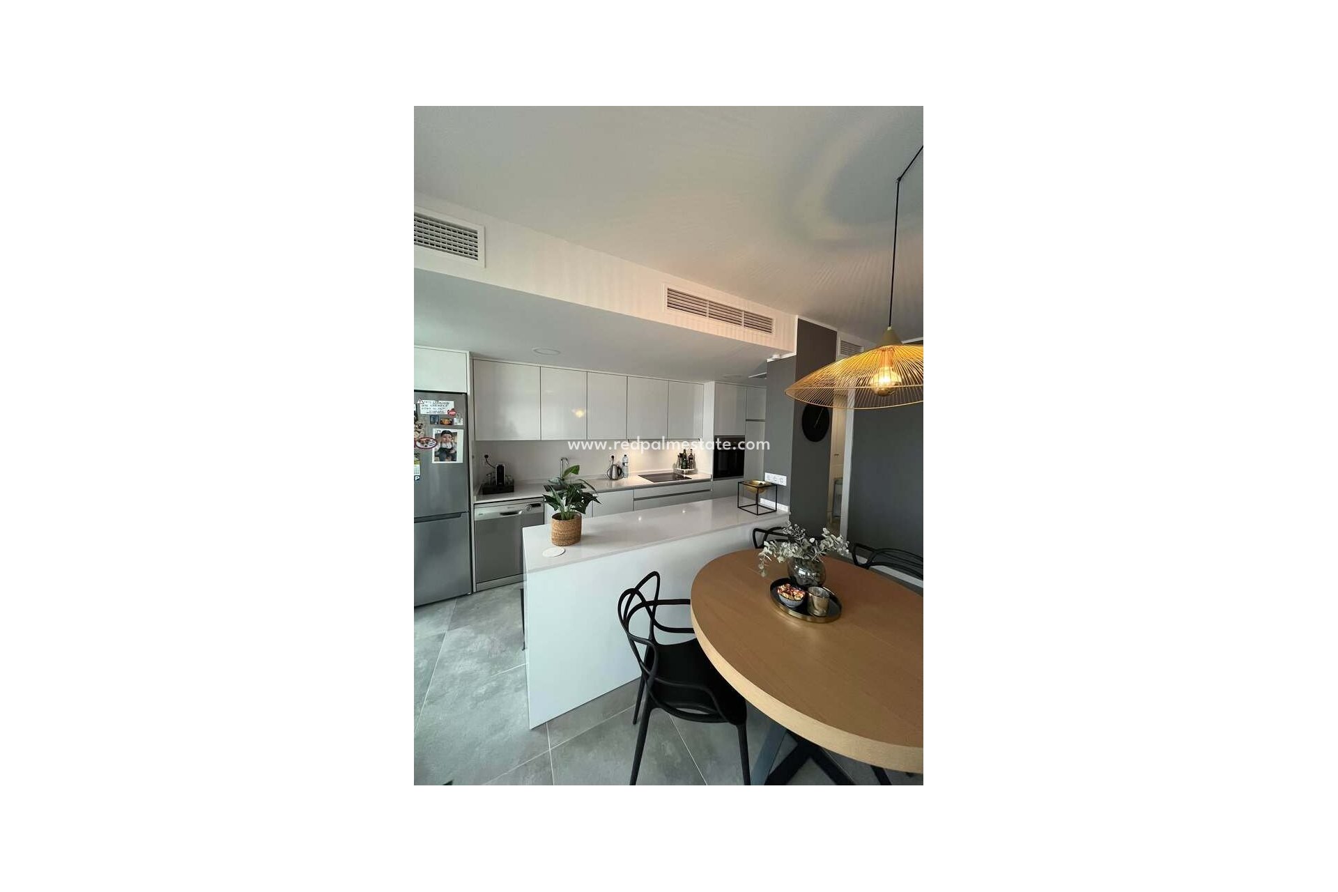 Revente - Appartements -
Finestrat