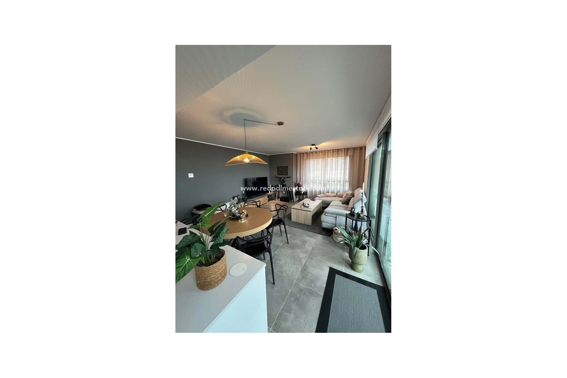 Revente - Appartements -
Finestrat