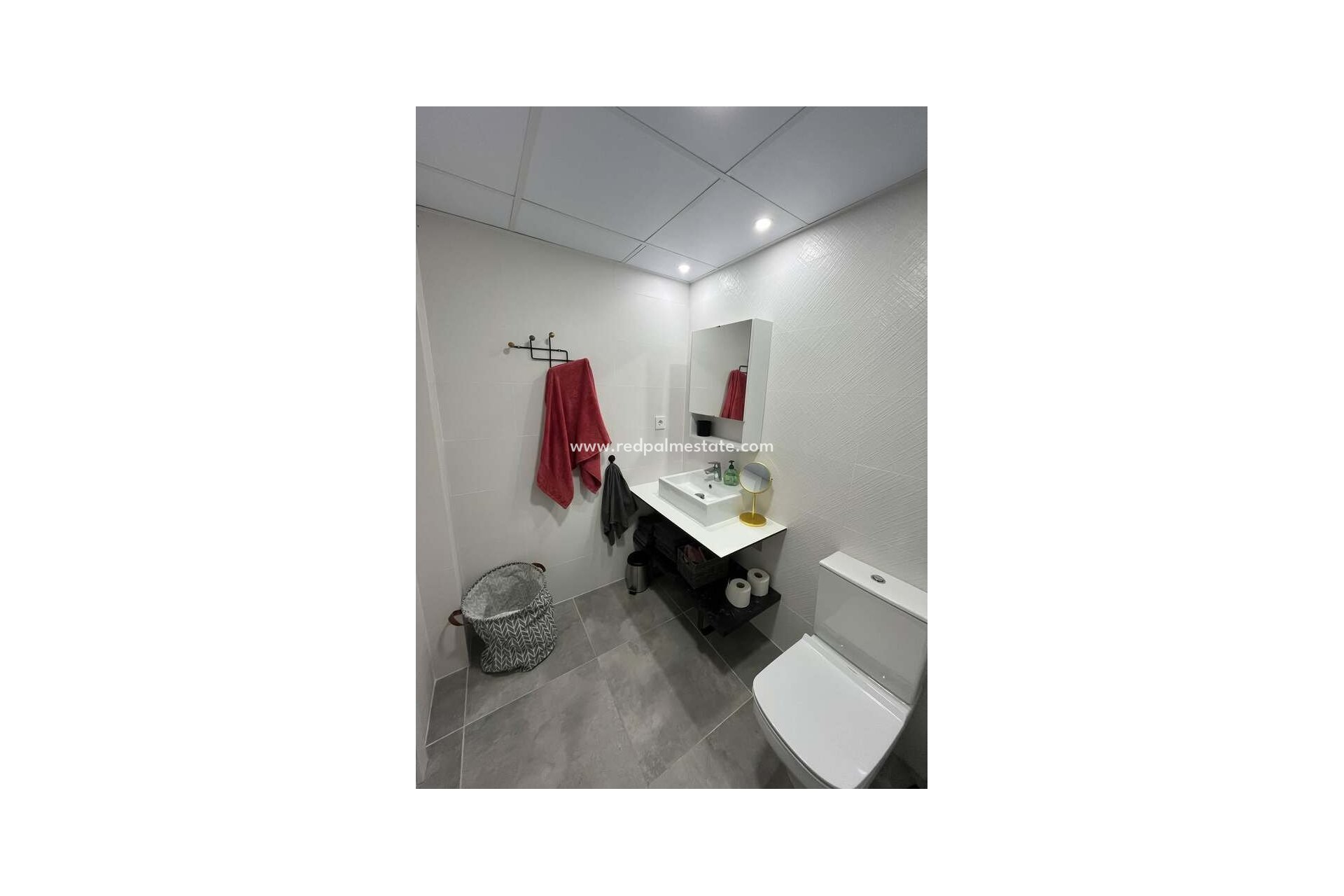 Revente - Appartements -
Finestrat