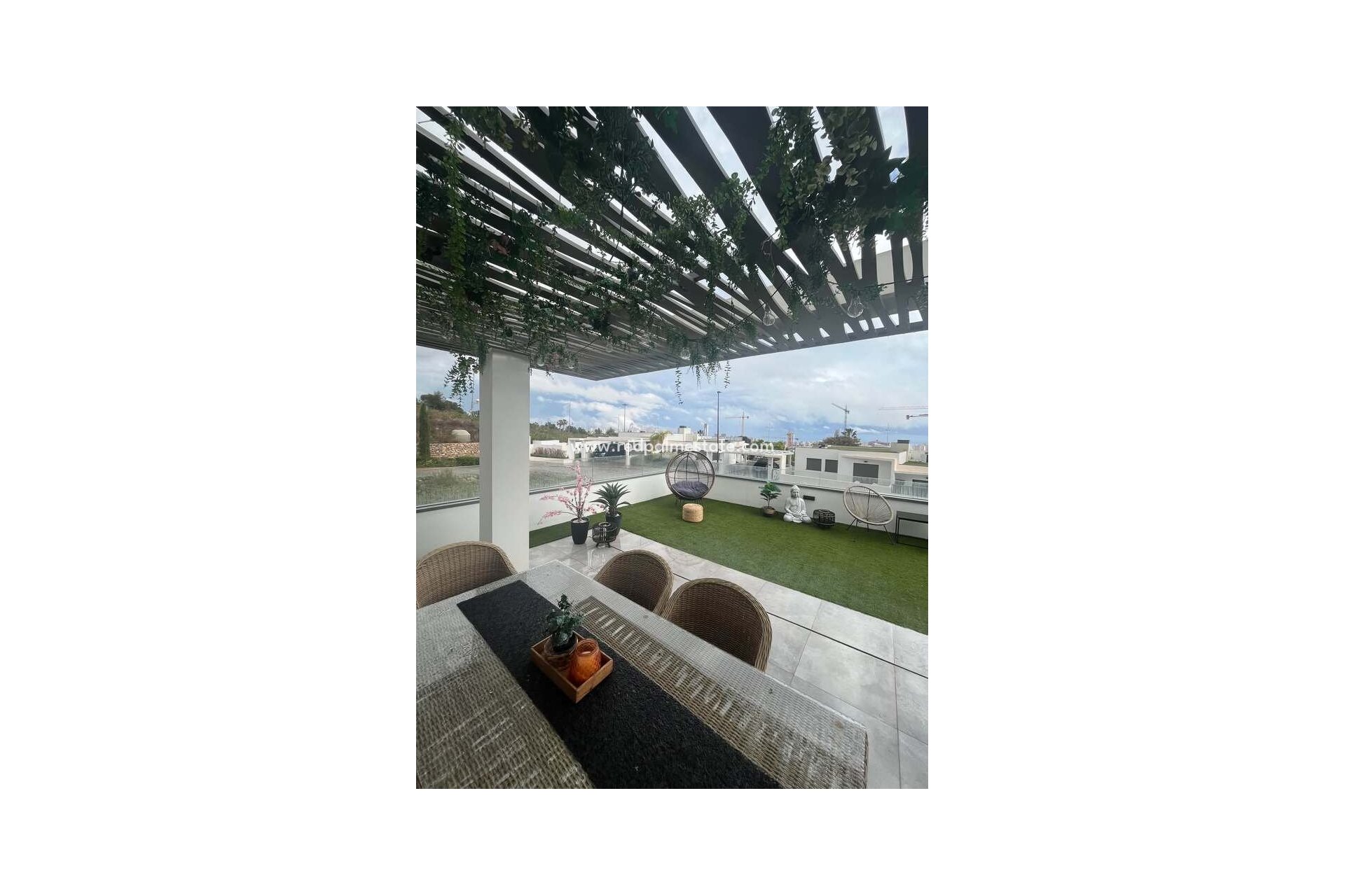 Revente - Appartements -
Finestrat