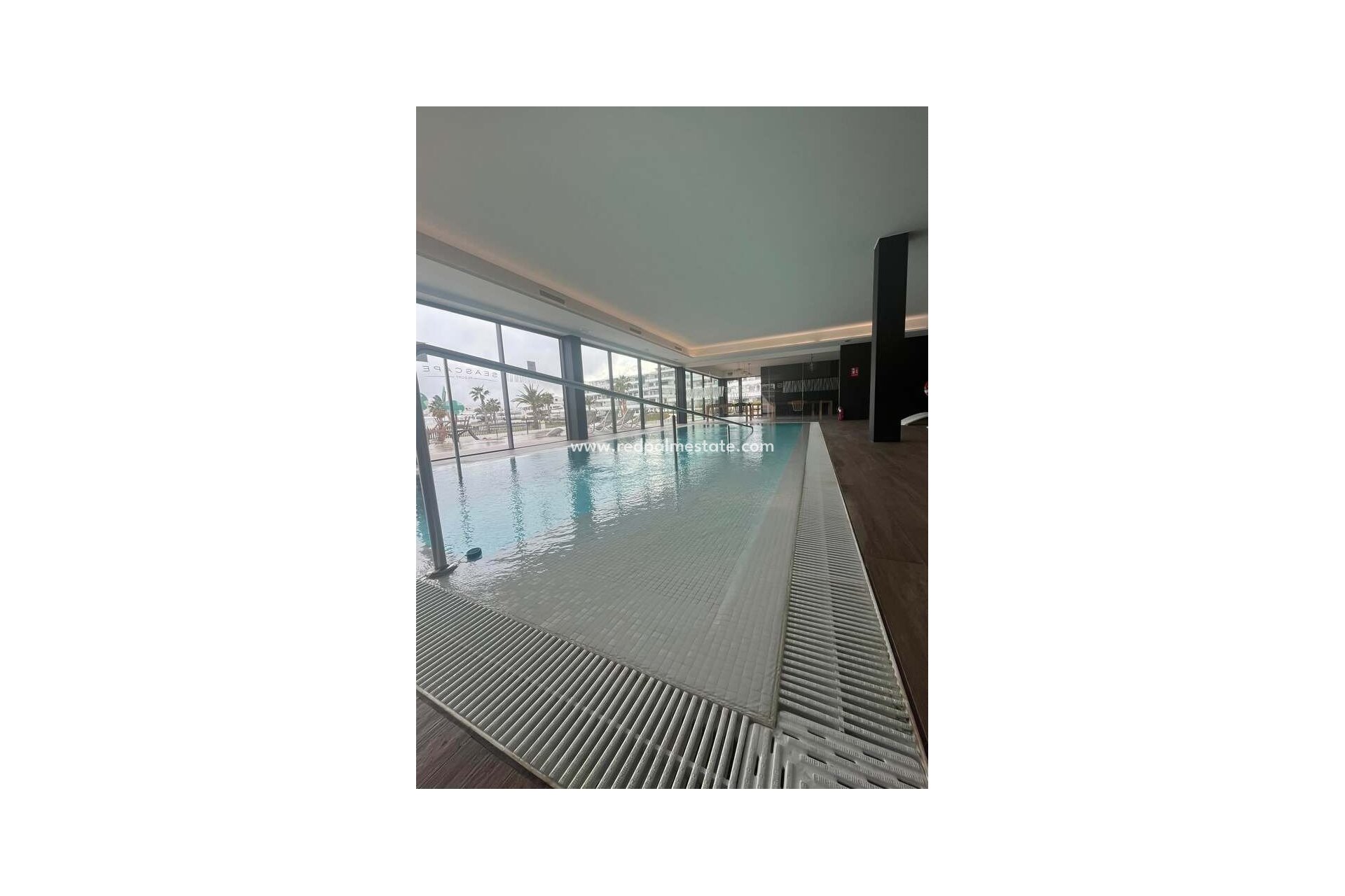 Revente - Appartements -
Finestrat