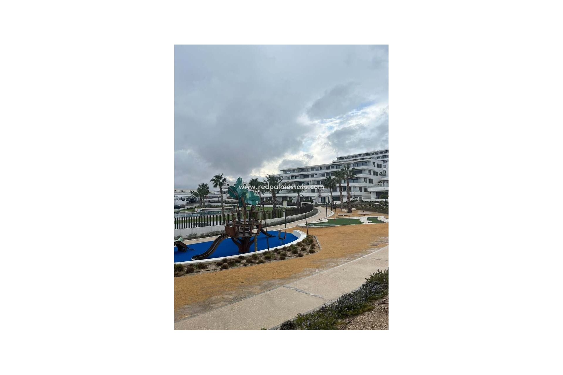 Revente - Appartements -
Finestrat