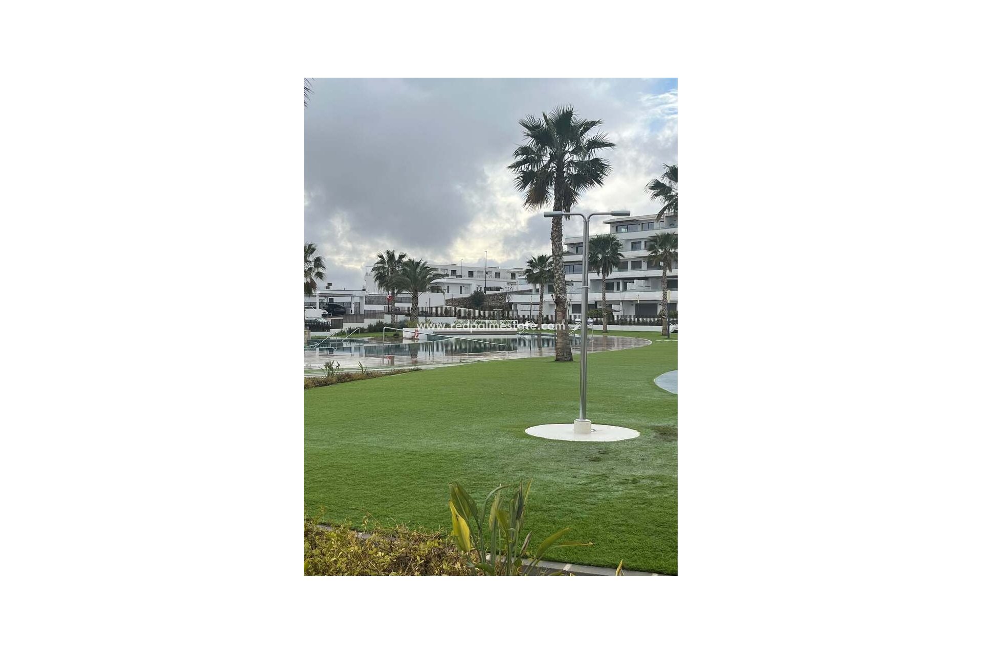 Revente - Appartements -
Finestrat