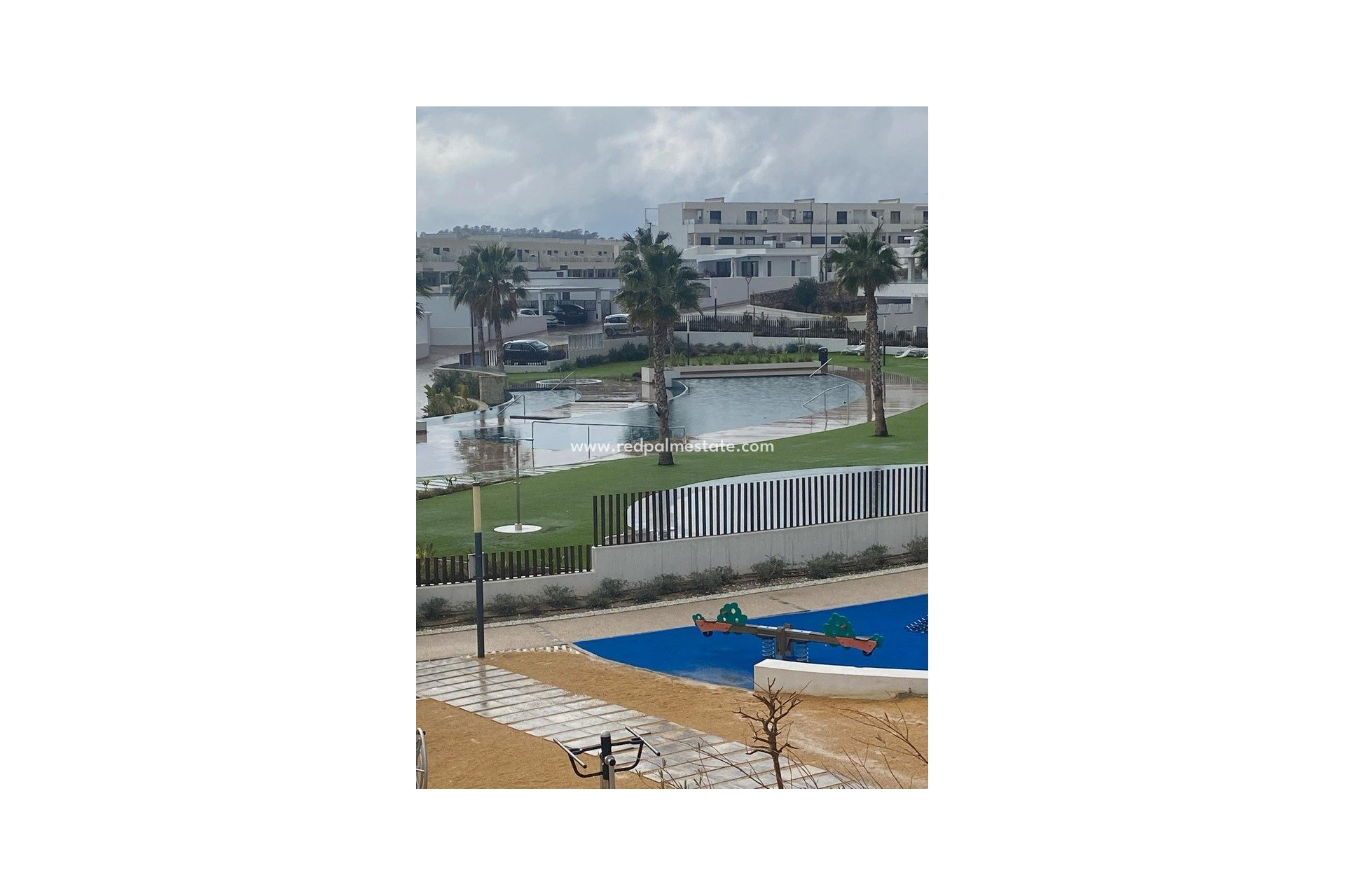 Revente - Appartements -
Finestrat