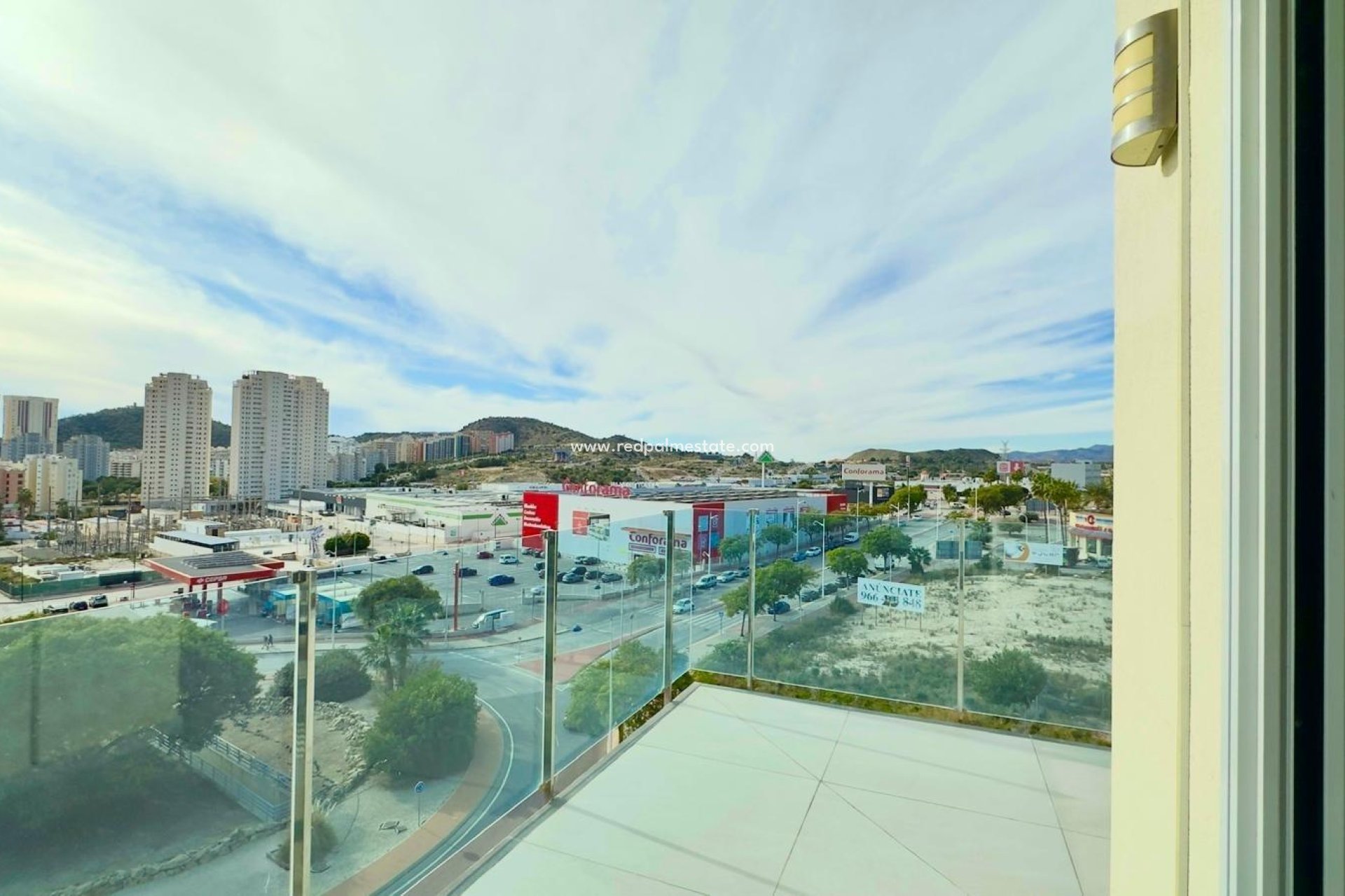 Revente - Appartements -
Finestrat