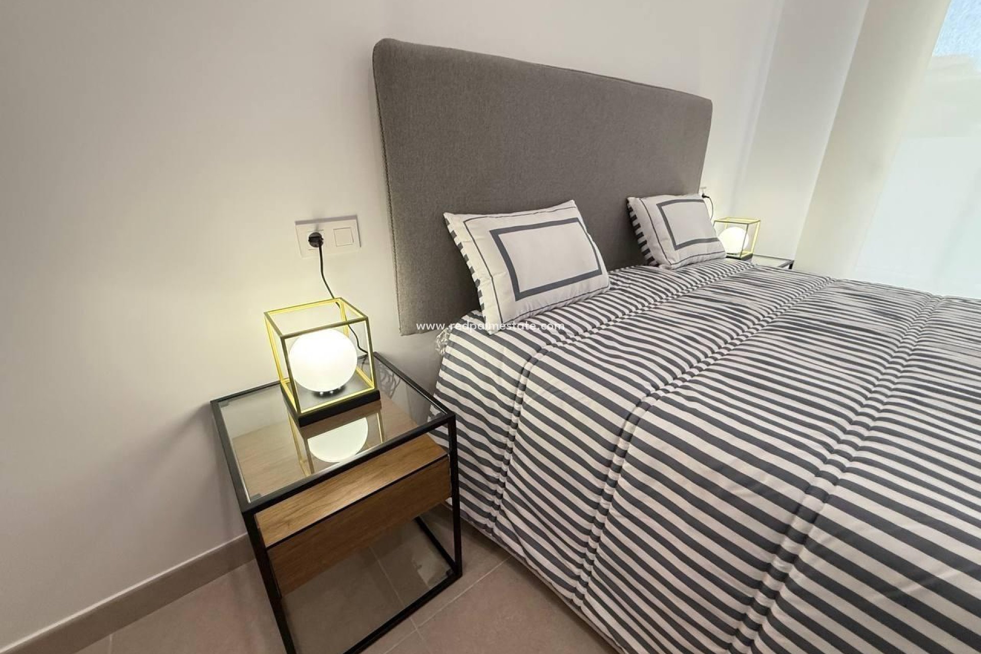 Revente - Appartements -
Guardamar del Segura - Pueblo