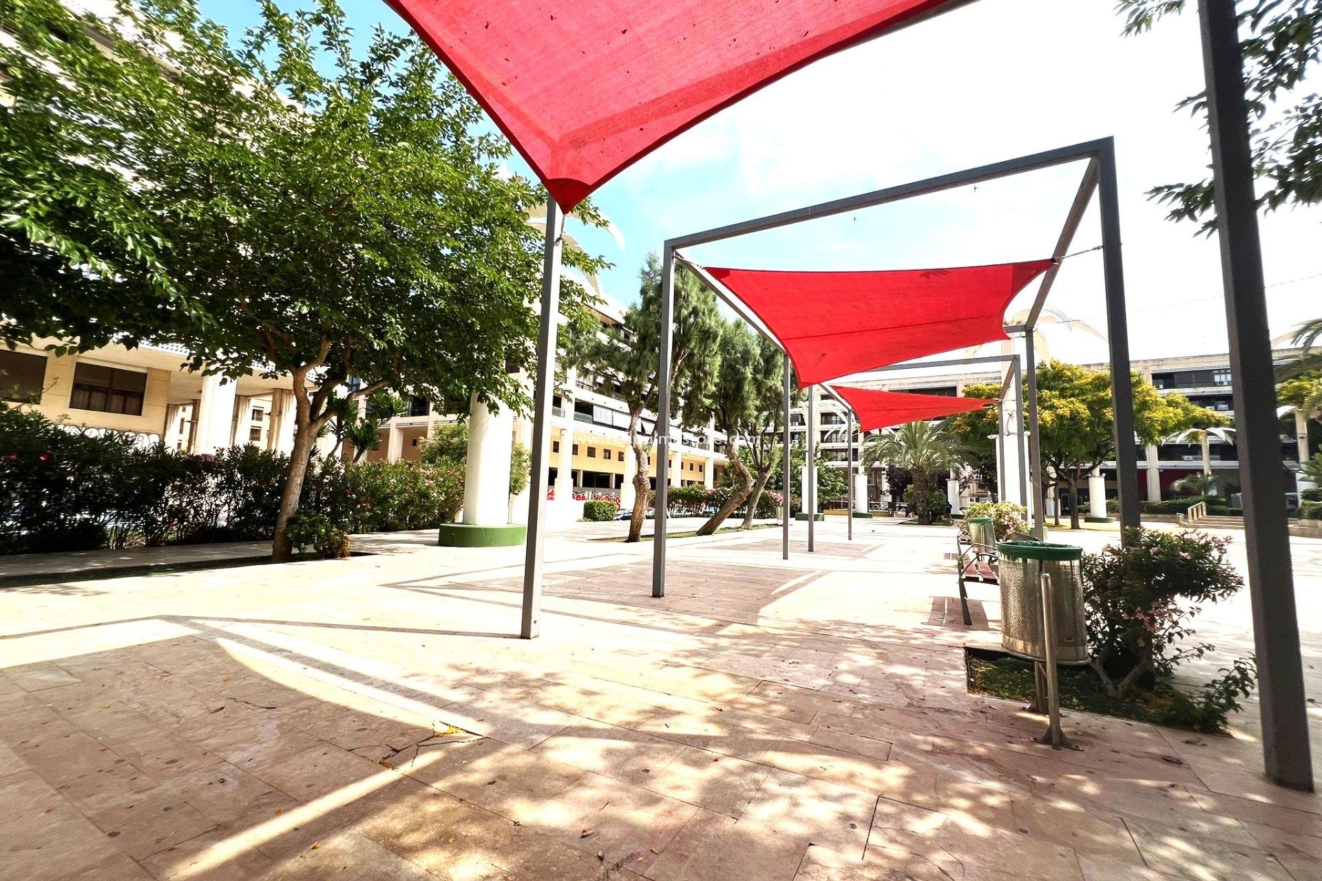 Revente - Appartements -
Guardamar del Segura - Pueblo