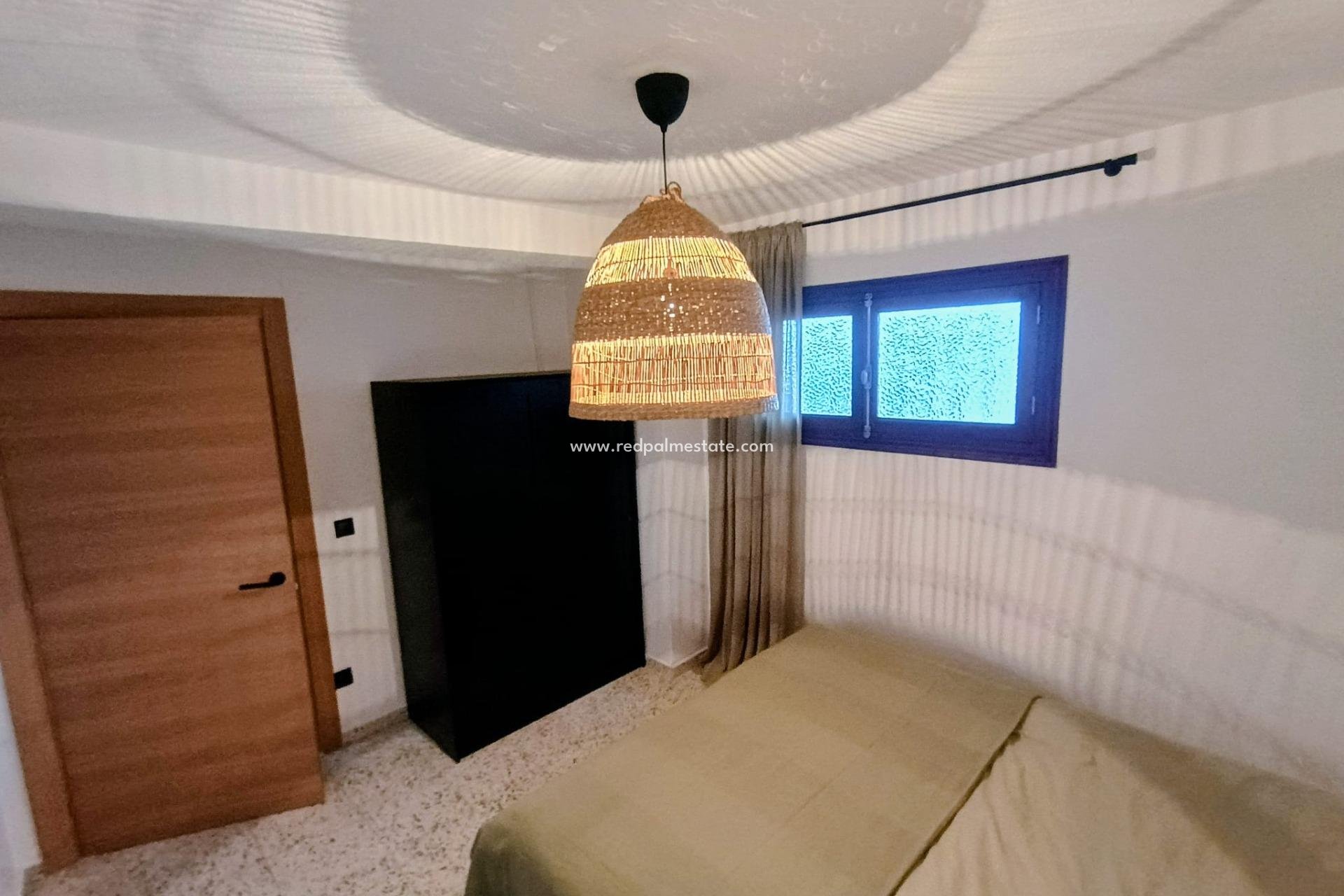 Revente - Appartements -
Guardamar del Segura - Urbanizaciones