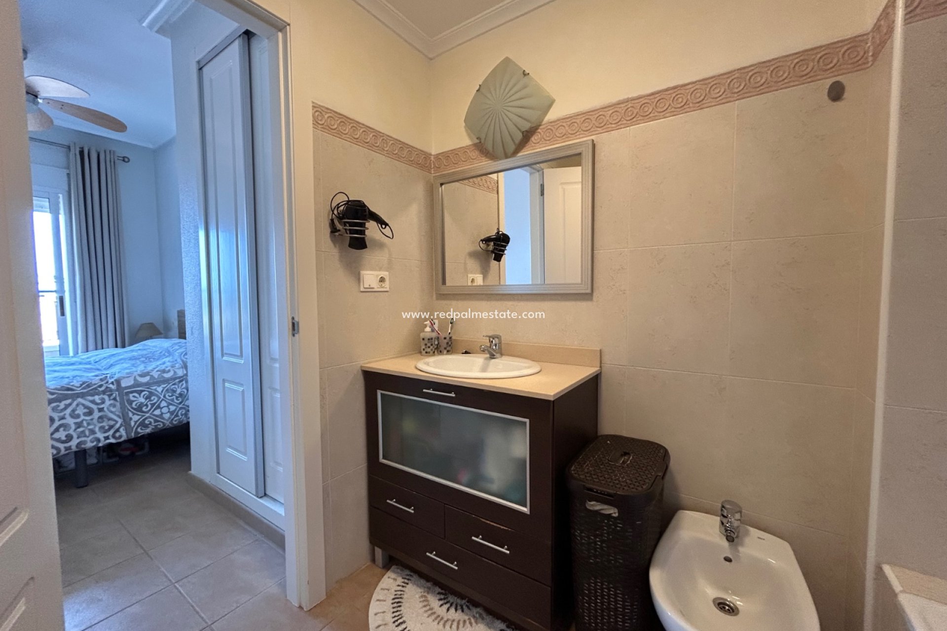 Revente - Appartements -
Jacarilla - Inland