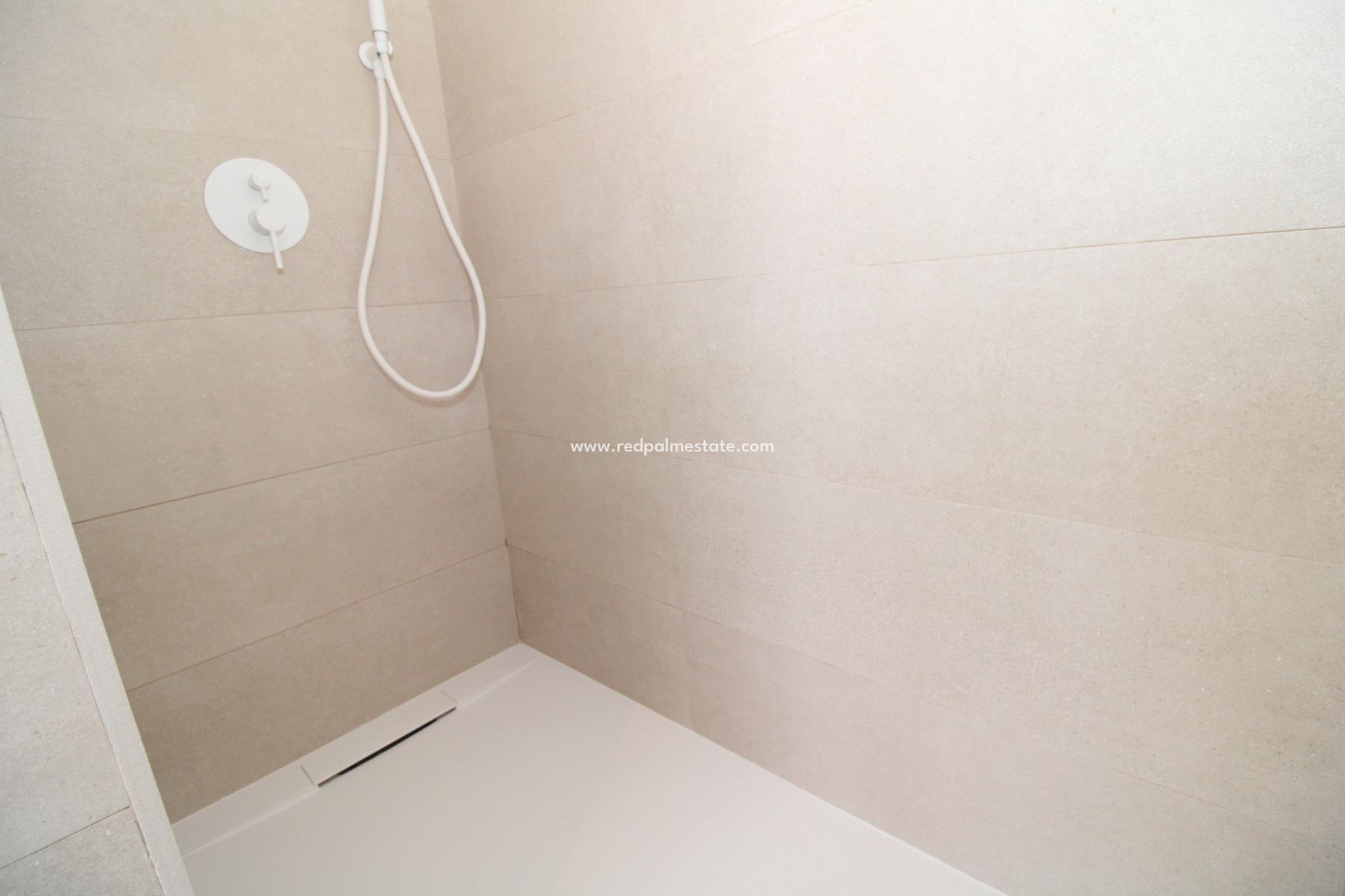 Revente - Appartements -
Lo Pagan - LA PUNTICA