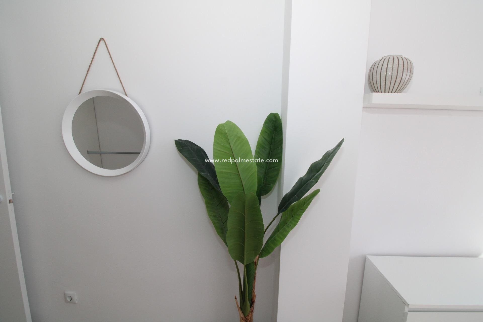 Revente - Appartements -
Lo Pagan - LA PUNTICA