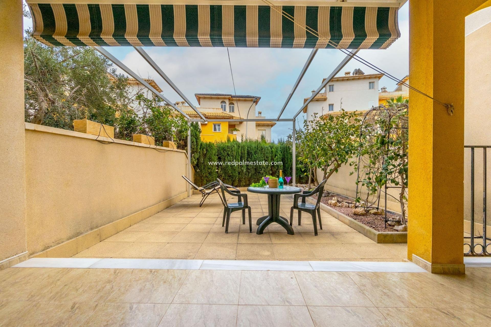 Revente - Appartements -
Orihuela Costa - Altos de Campoamor