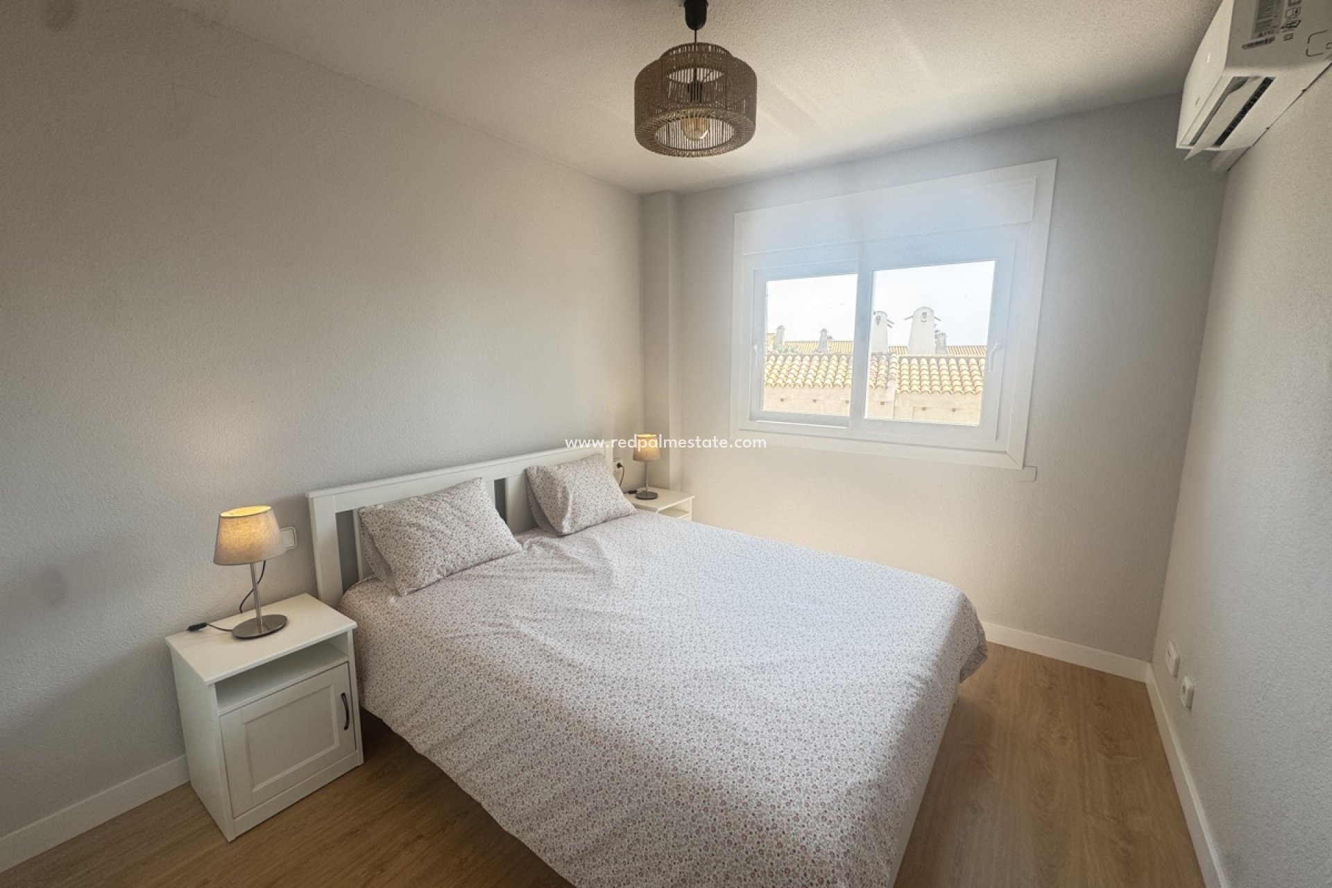 Revente - Appartements -
Orihuela Costa - Campoamor