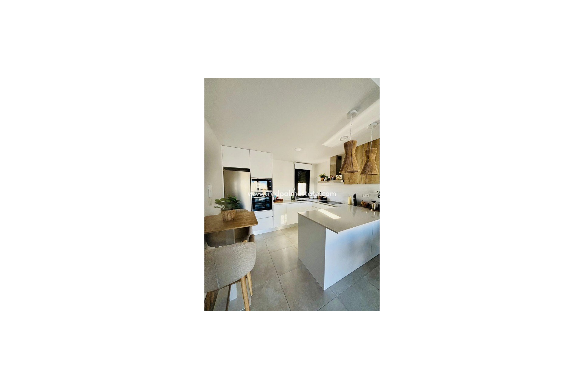 Revente - Appartements -
Orihuela Costa - Inland