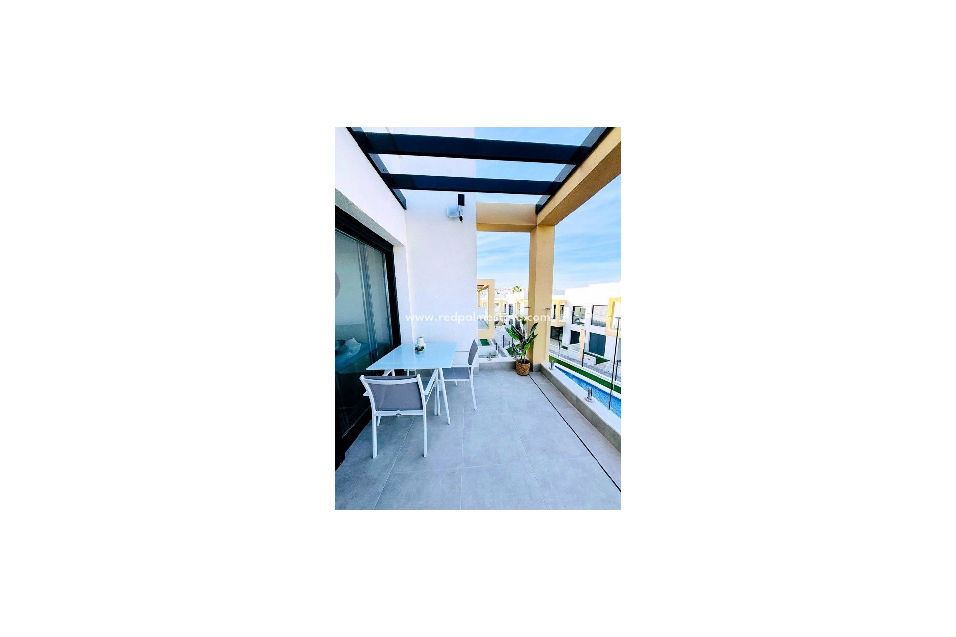 Revente - Appartements -
Orihuela Costa - Inland