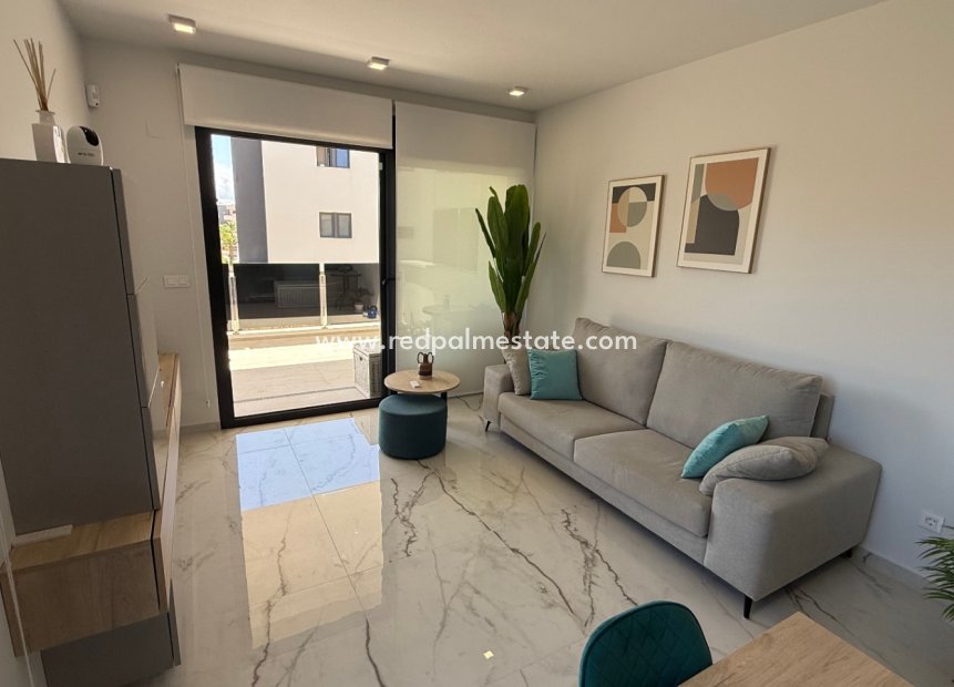 Revente - Appartements -
Orihuela Costa - Inland