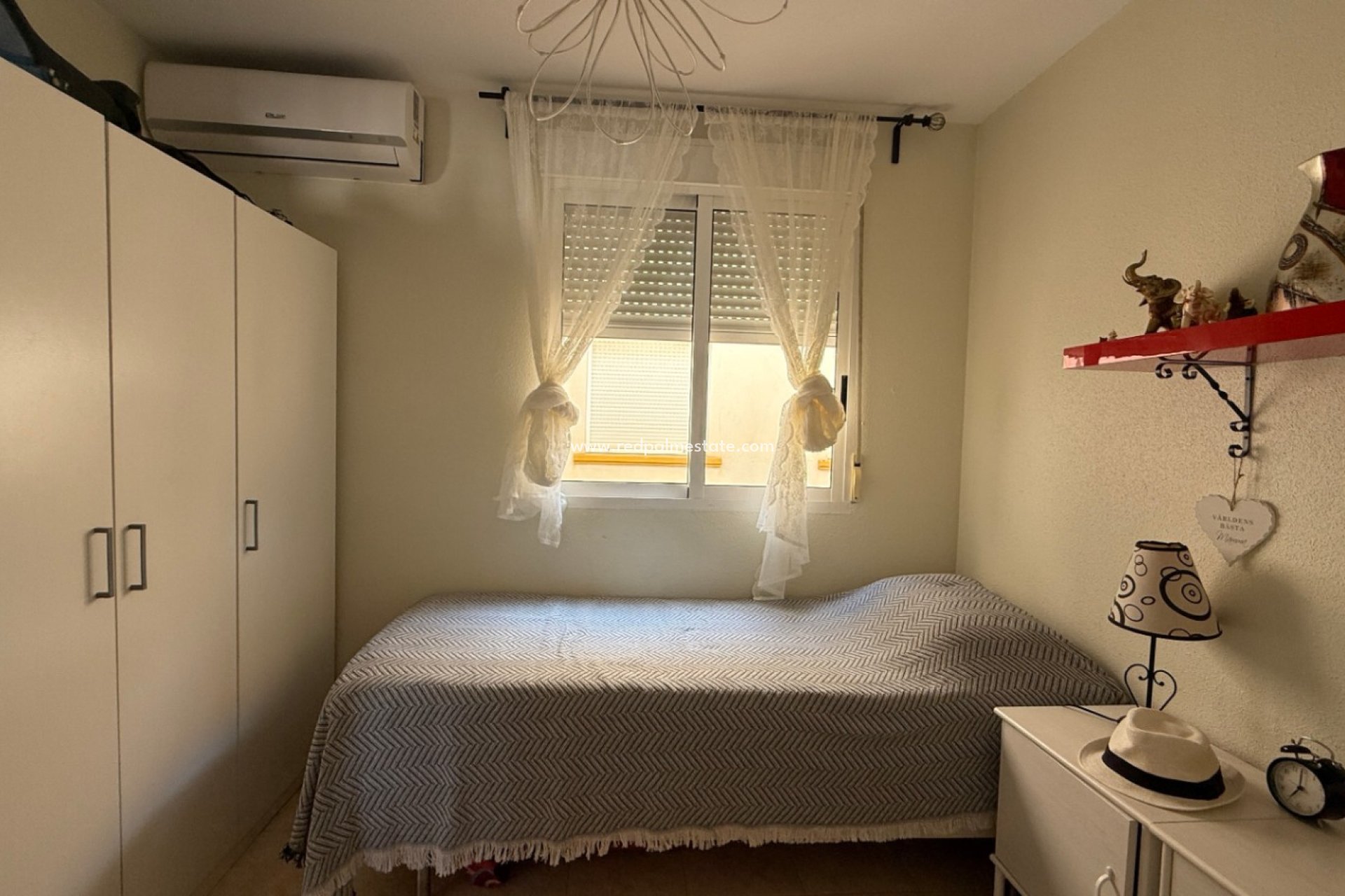 Revente - Appartements -
Orihuela Costa - Inland